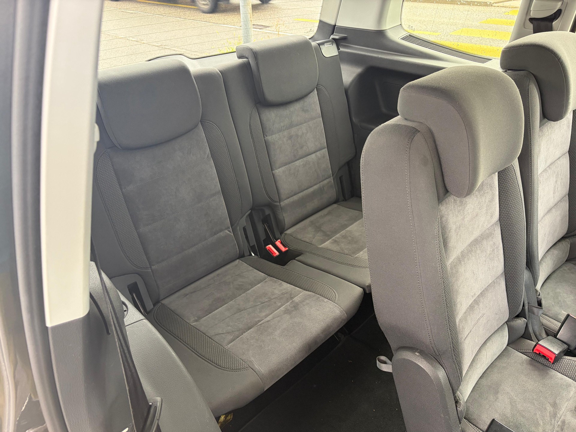VW Touran 1.4 TSI Highline DSG-image-9