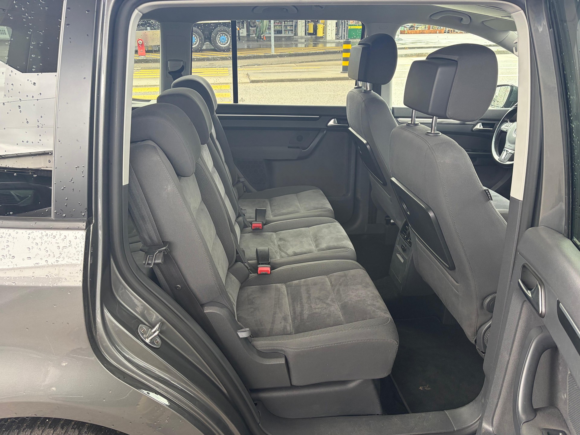 VW Touran 1.4 TSI Highline DSG-image-8