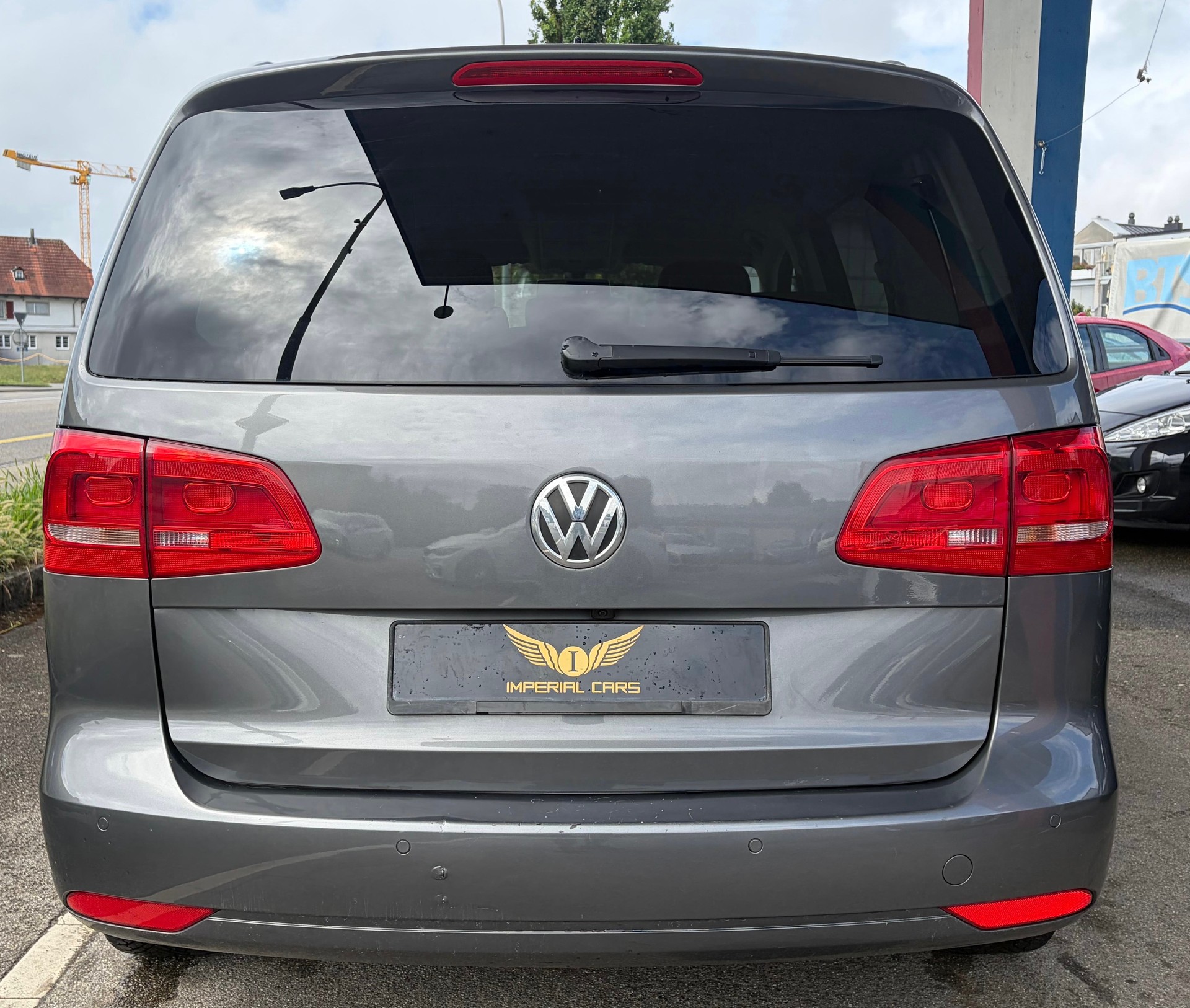 VW Touran 1.4 TSI Highline DSG-image-3