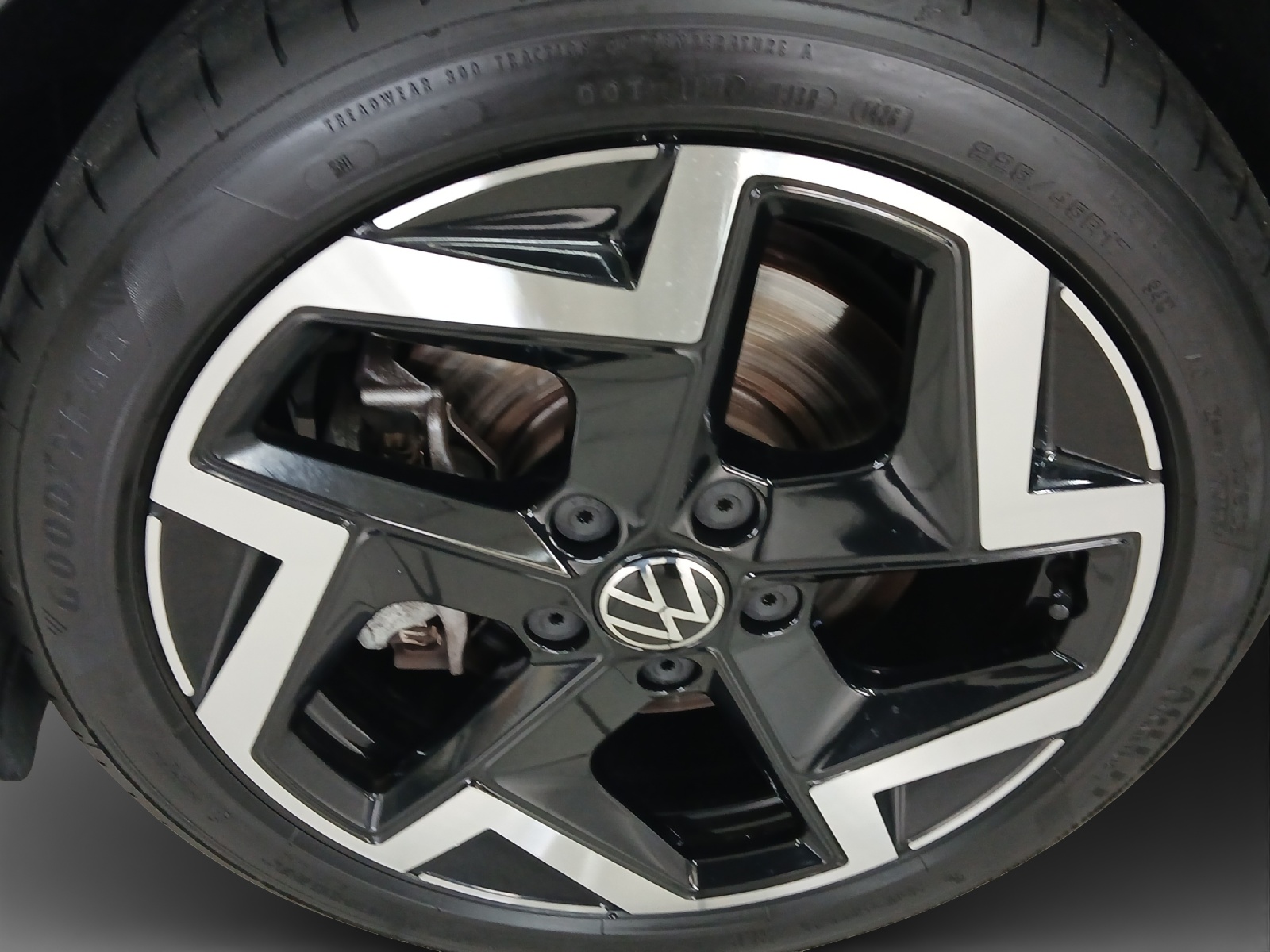 VW Golf Variant 2.0 TSI R-Line DSG 4 Motion-image-13