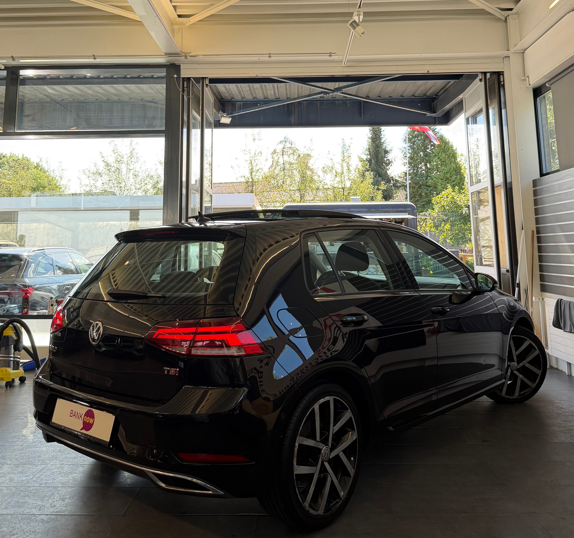VW Golf VII 1.5 TSI 150 Highline DSG-image-4