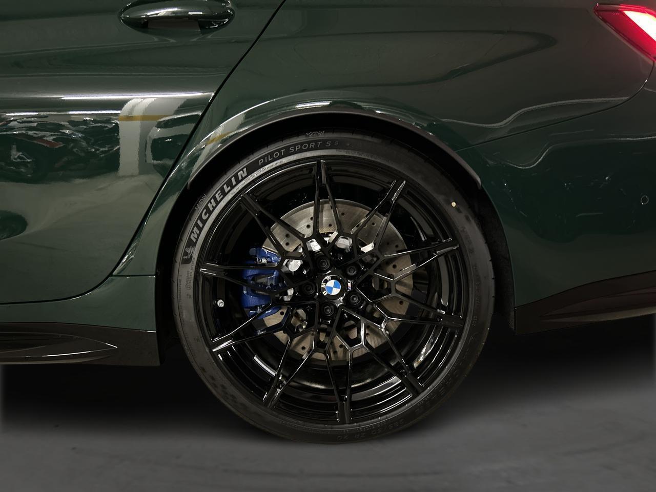 BMW M3 Competition xDrive-image-4