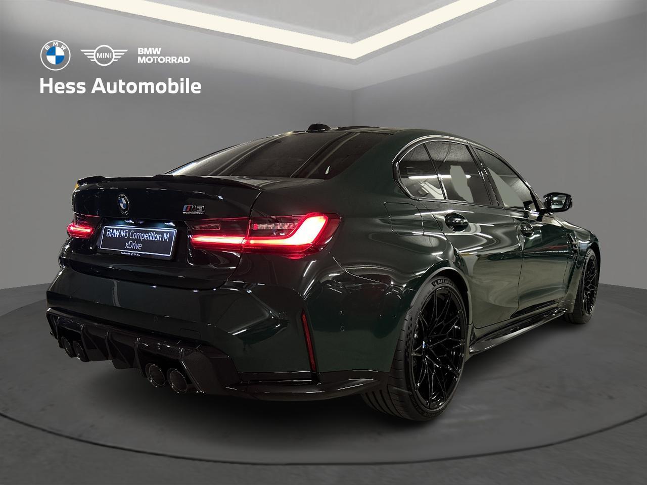 BMW M3 Competition xDrive-showroom-element-2