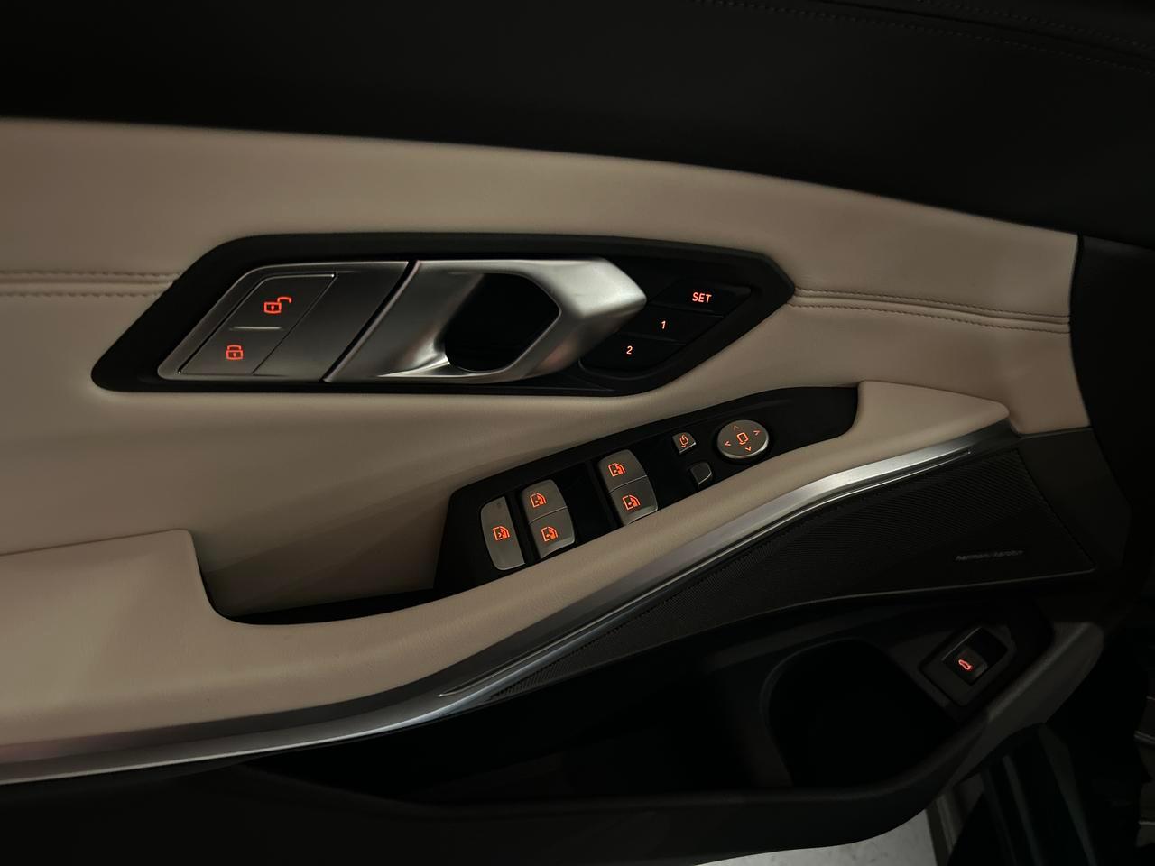 BMW M3 Competition xDrive-image-25