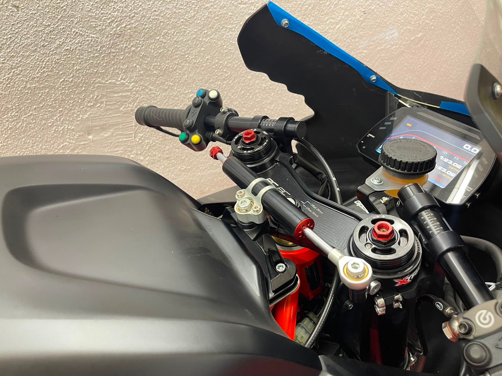 KTM RC8 C-image-9