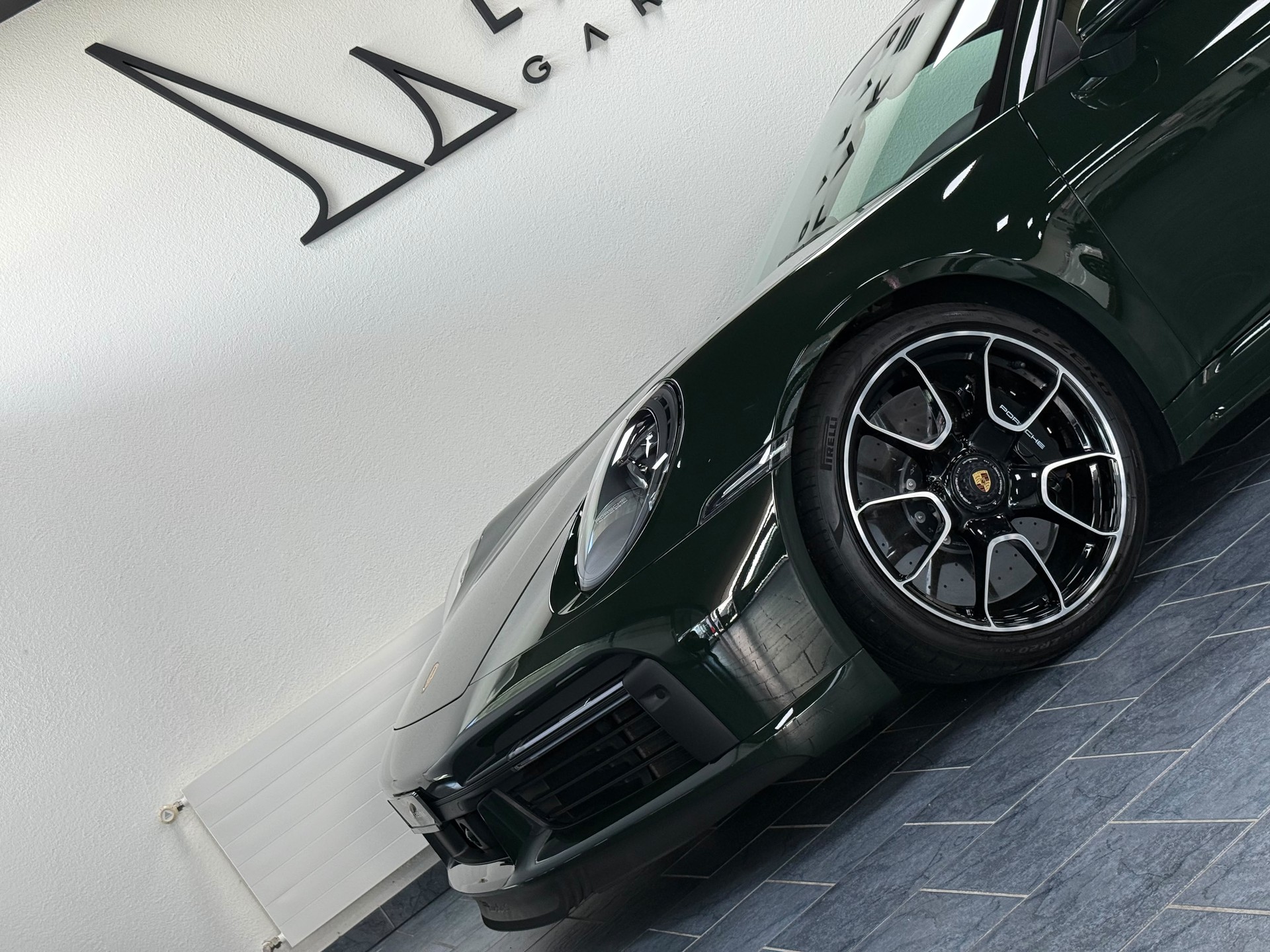 PORSCHE 911 Turbo S Cabriolet PDK-image-10