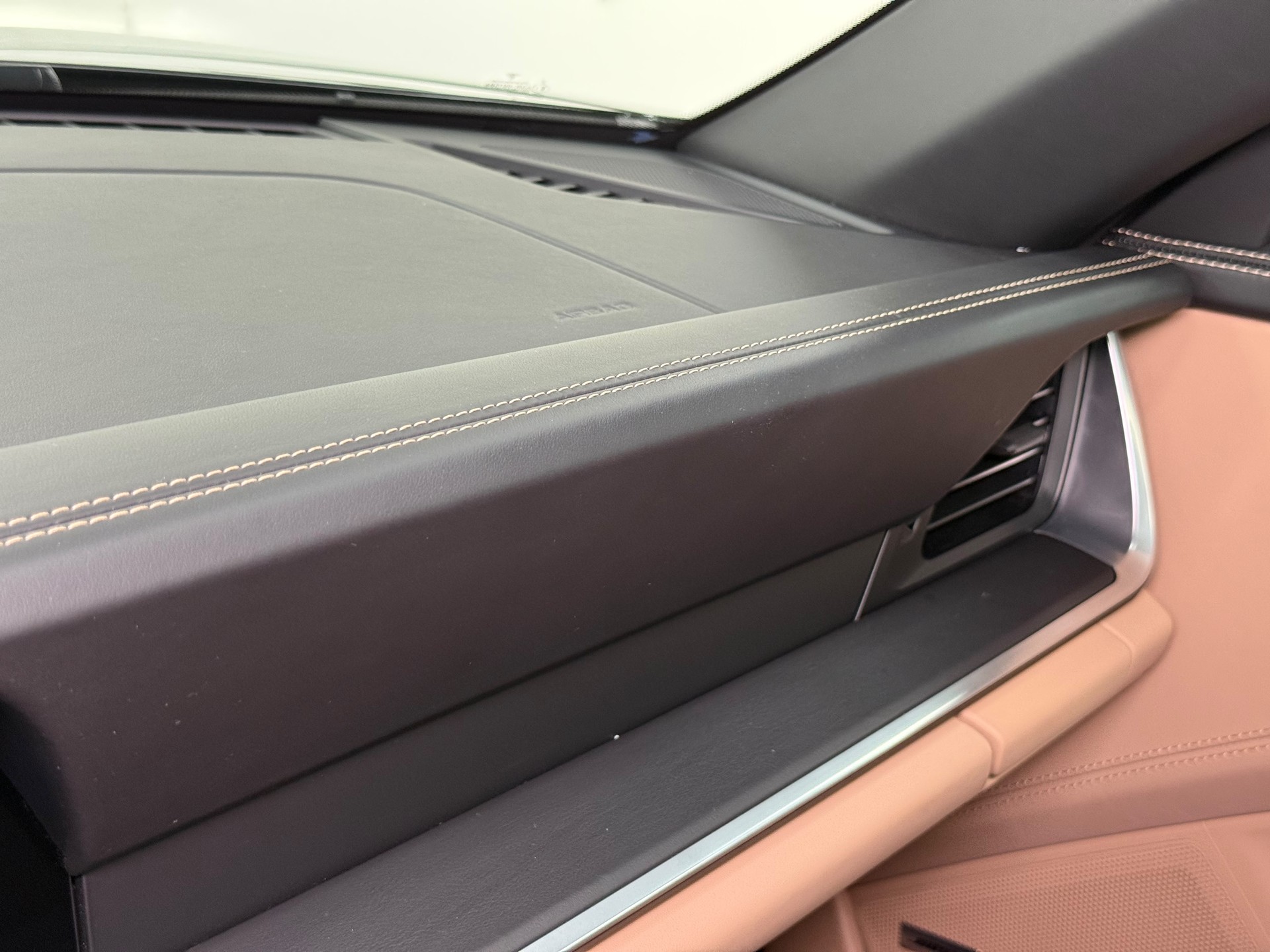 PORSCHE 911 Turbo S Cabriolet PDK-image-26