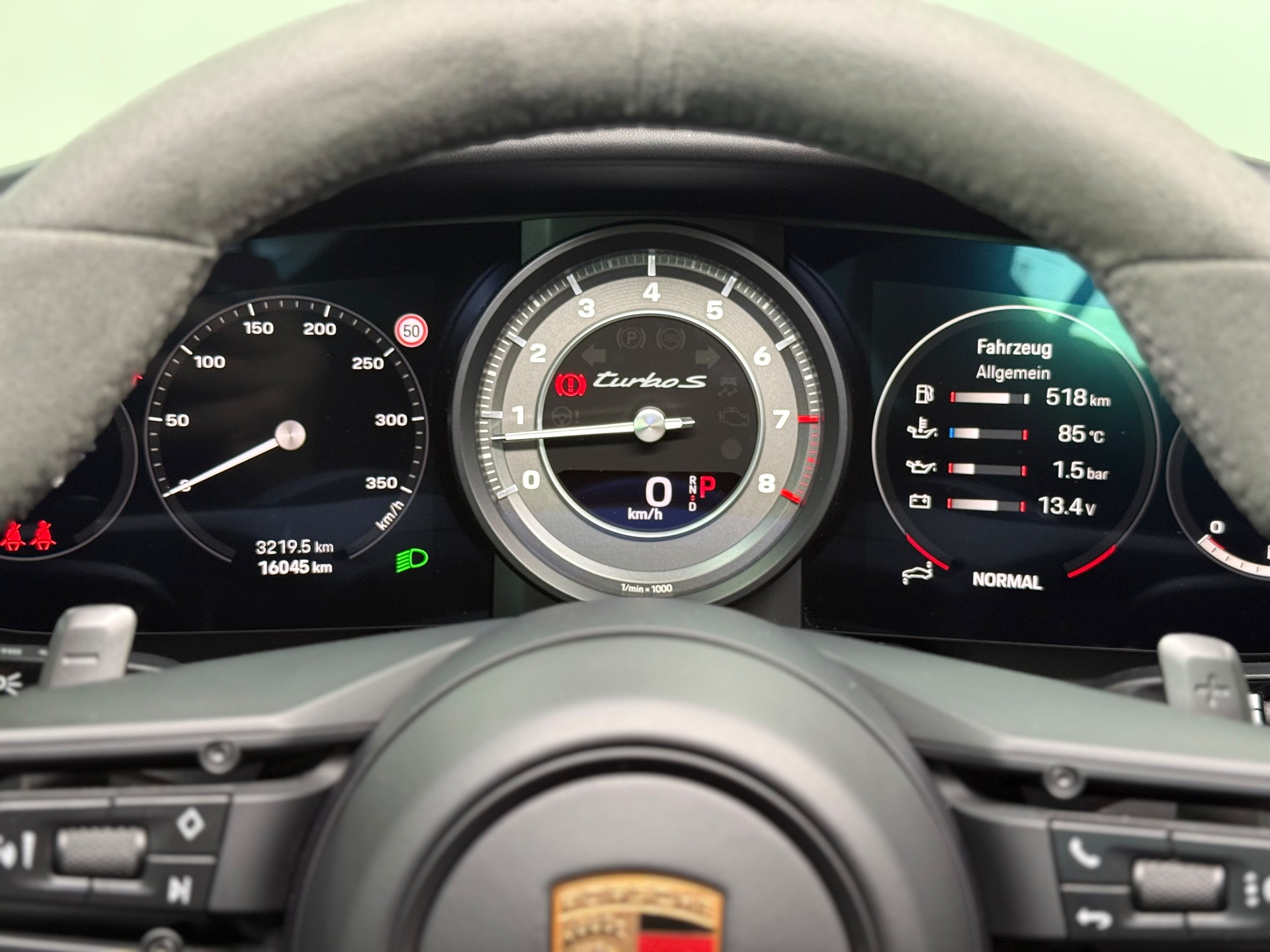 PORSCHE 911 Turbo S Cabriolet PDK-image-20