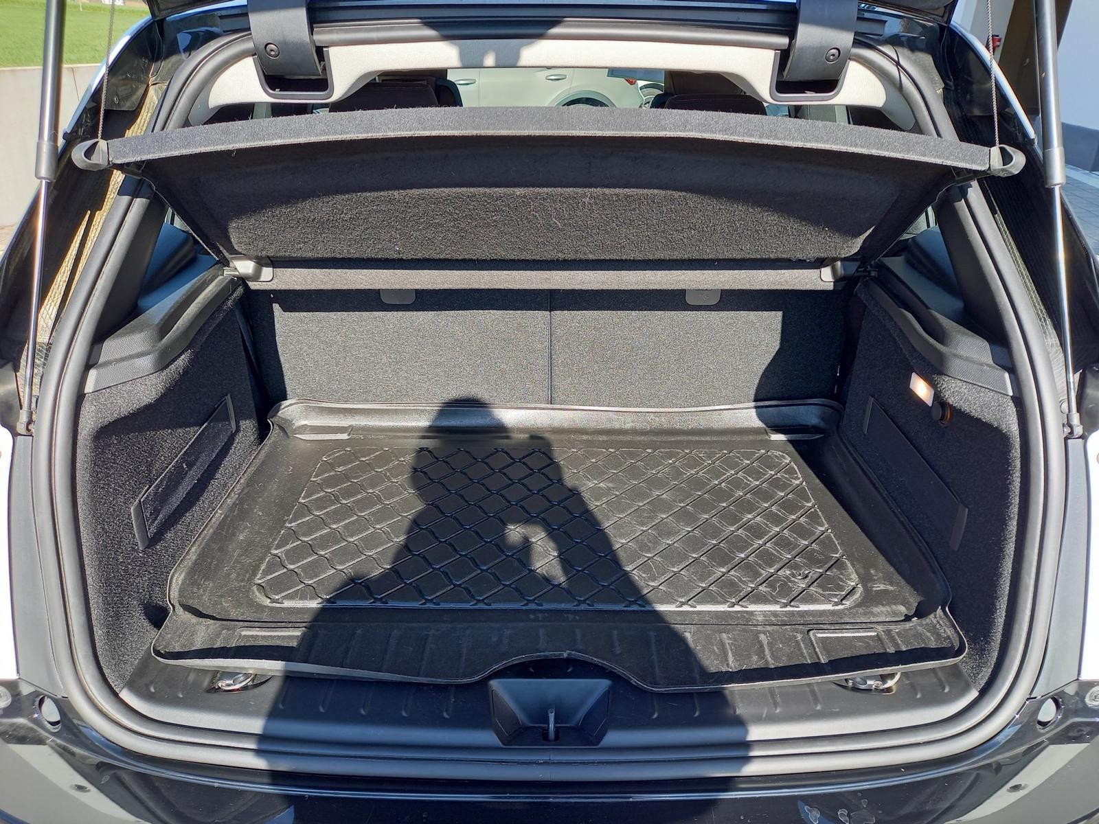 BMW i3 (94Ah)-image-13