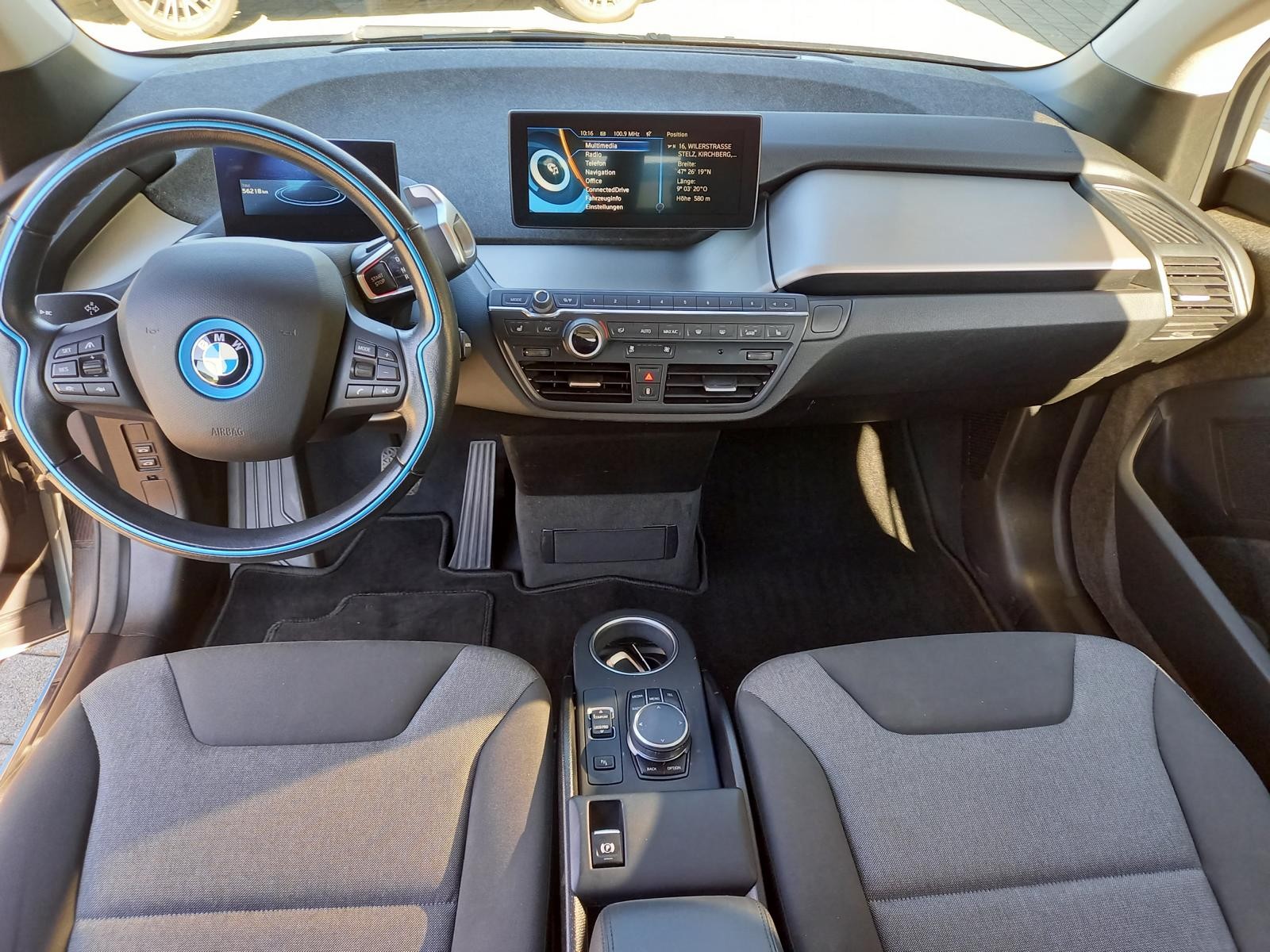 BMW i3 (94Ah)-image-5