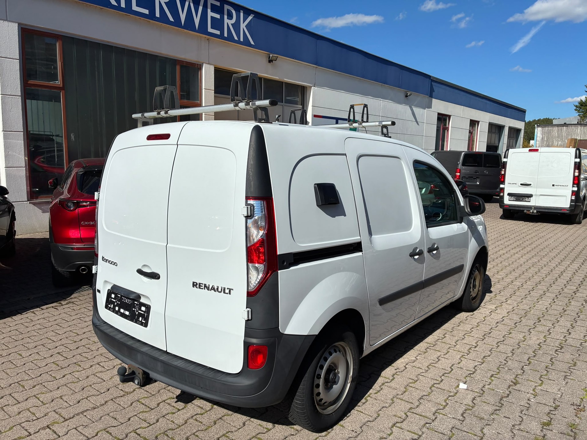 RENAULT Kangoo Van 1.5 dCi Standard 95 Extra-showroom-element-2