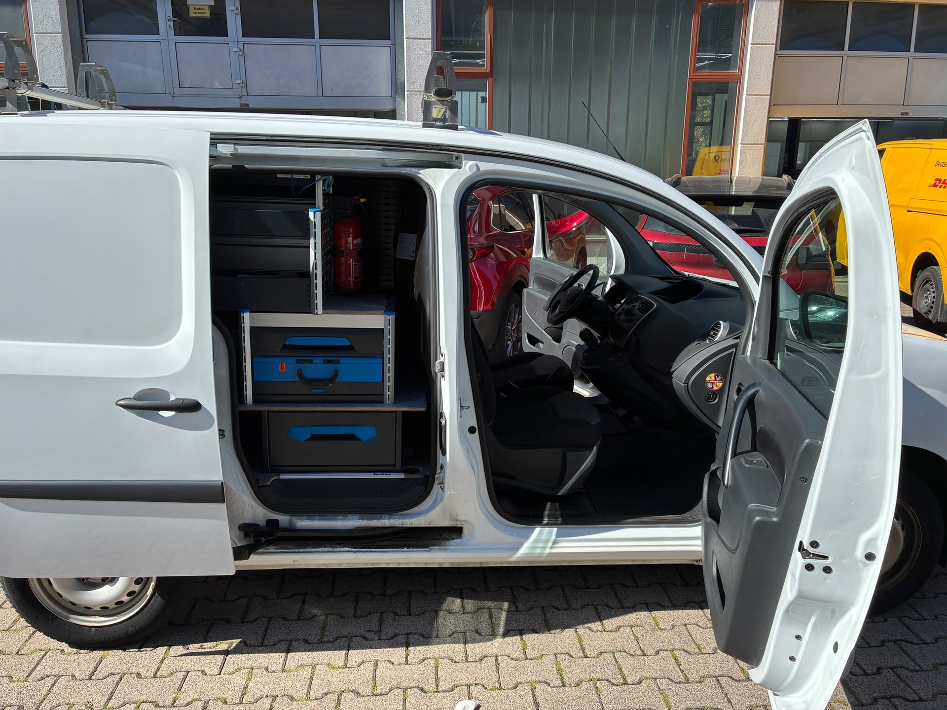 RENAULT Kangoo Van 1.5 dCi Standard 95 Extra-image-14