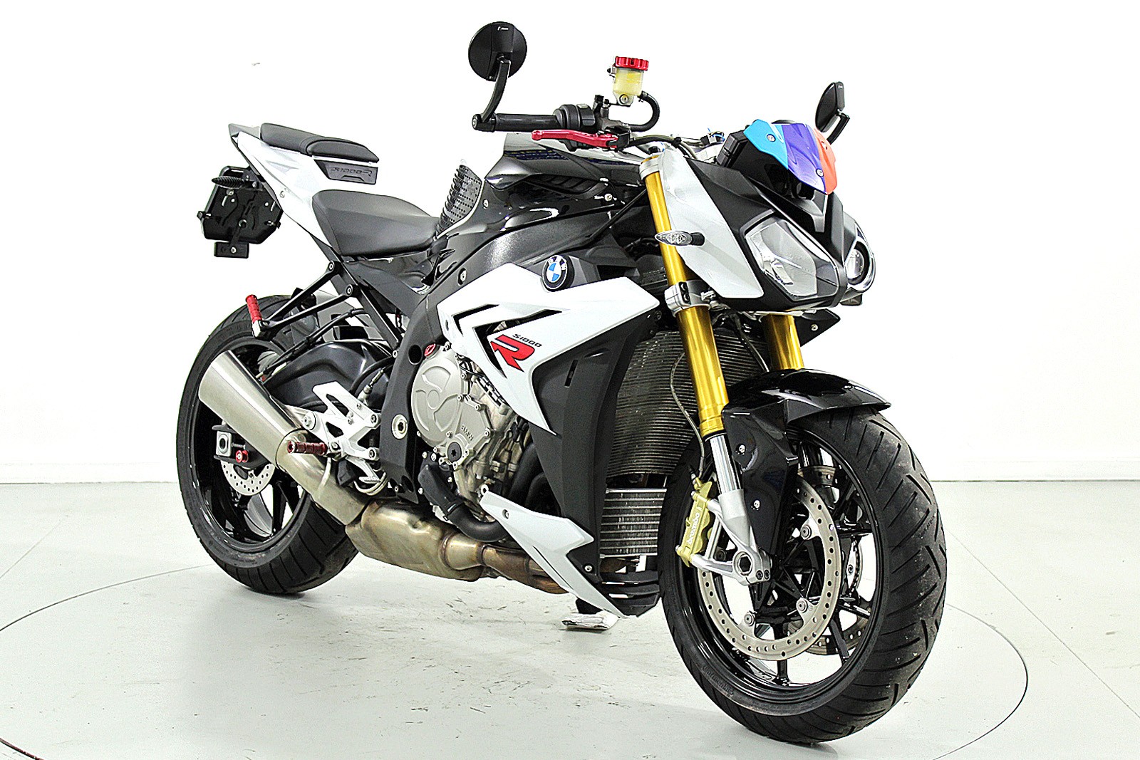 BMW S 1000 R ABS-showroom-element-1