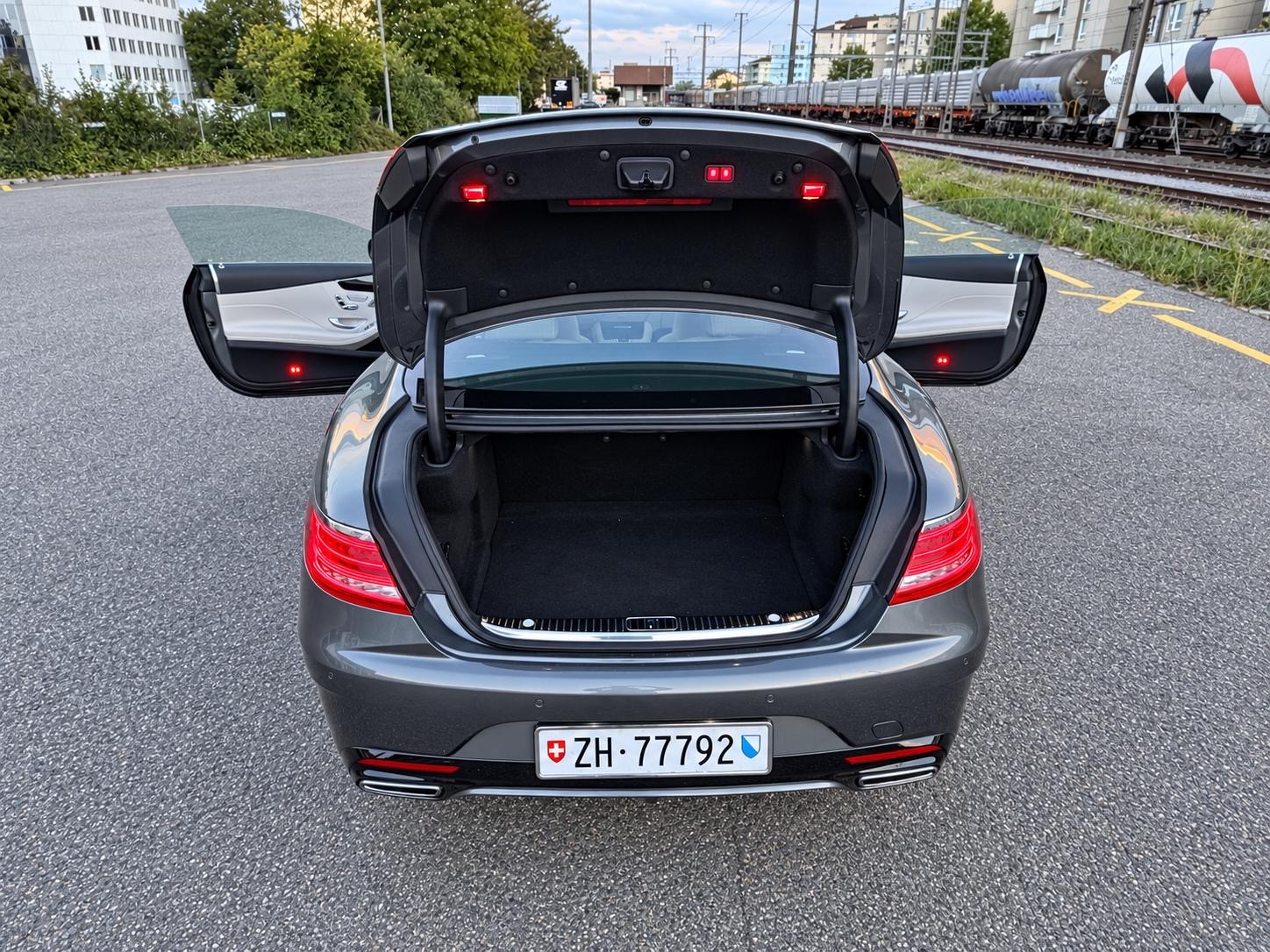 MERCEDES-BENZ Coupé 4MATIC-image-1