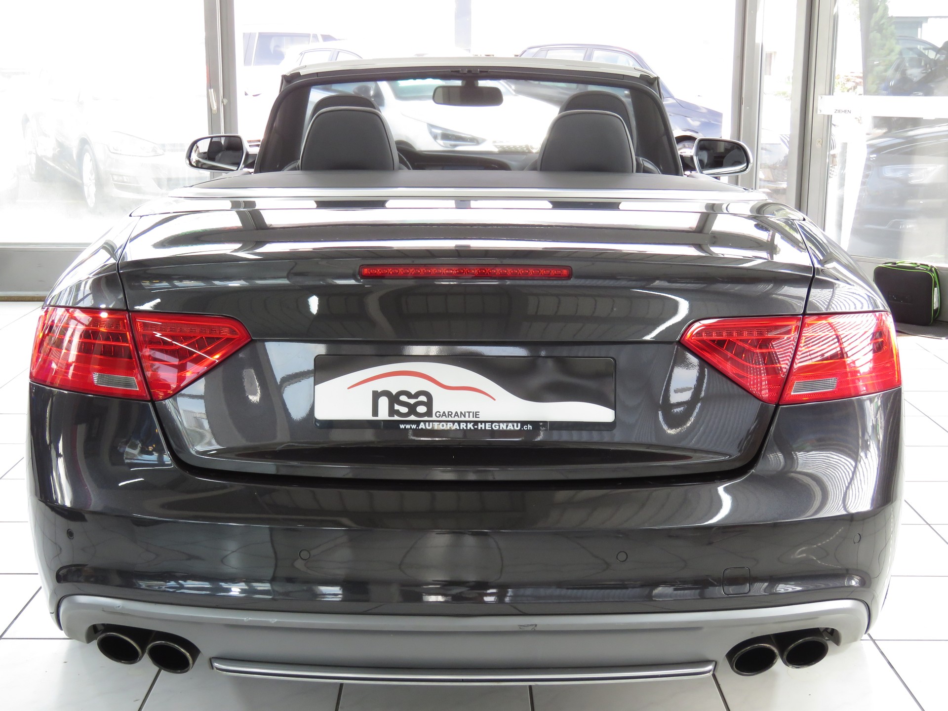 AUDI S5 Cabrio 3.0 TFSI Quattro S-tronic (Automat)-image-4