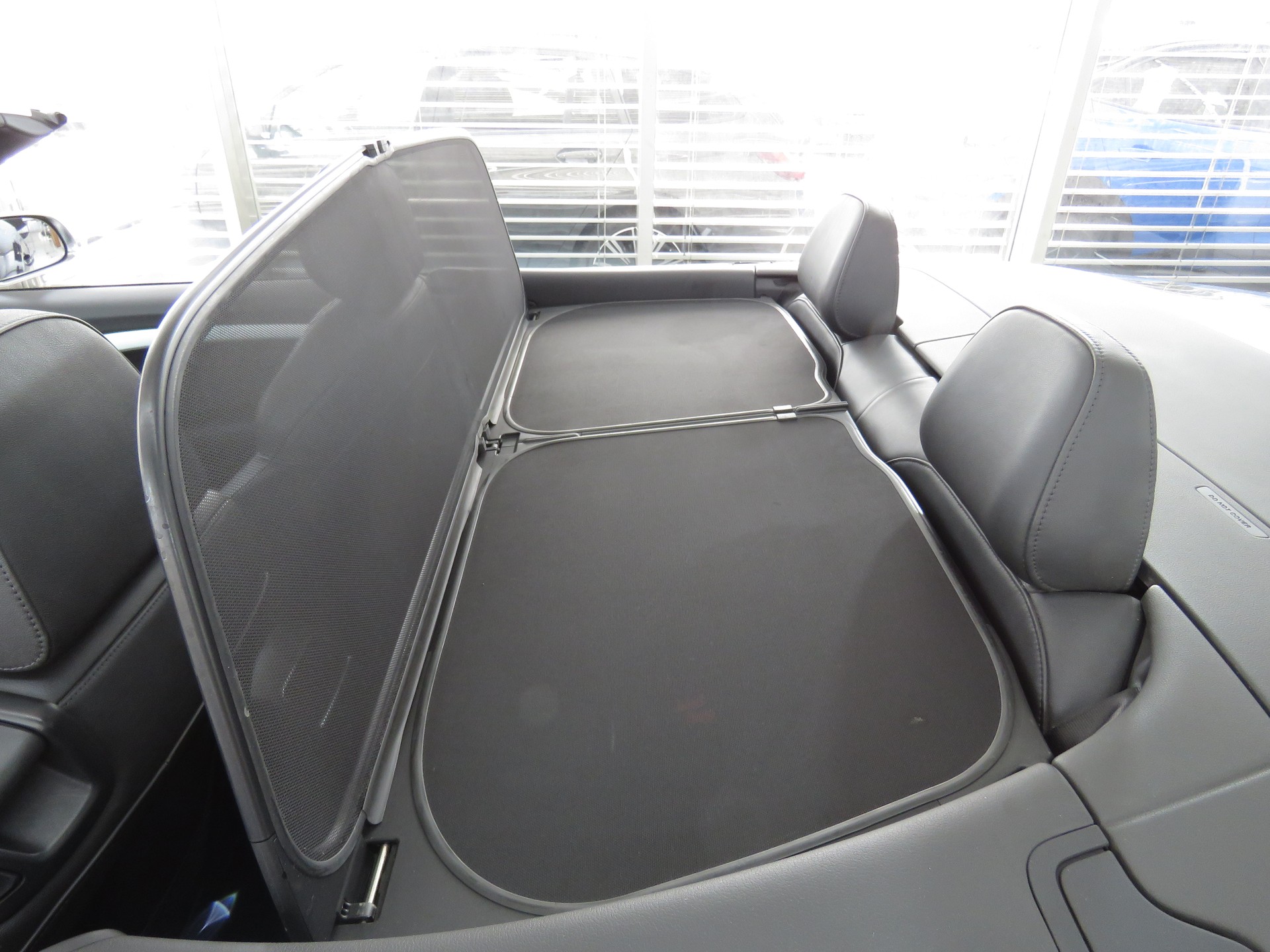 AUDI S5 Cabrio 3.0 TFSI Quattro S-tronic (Automat)-image-12