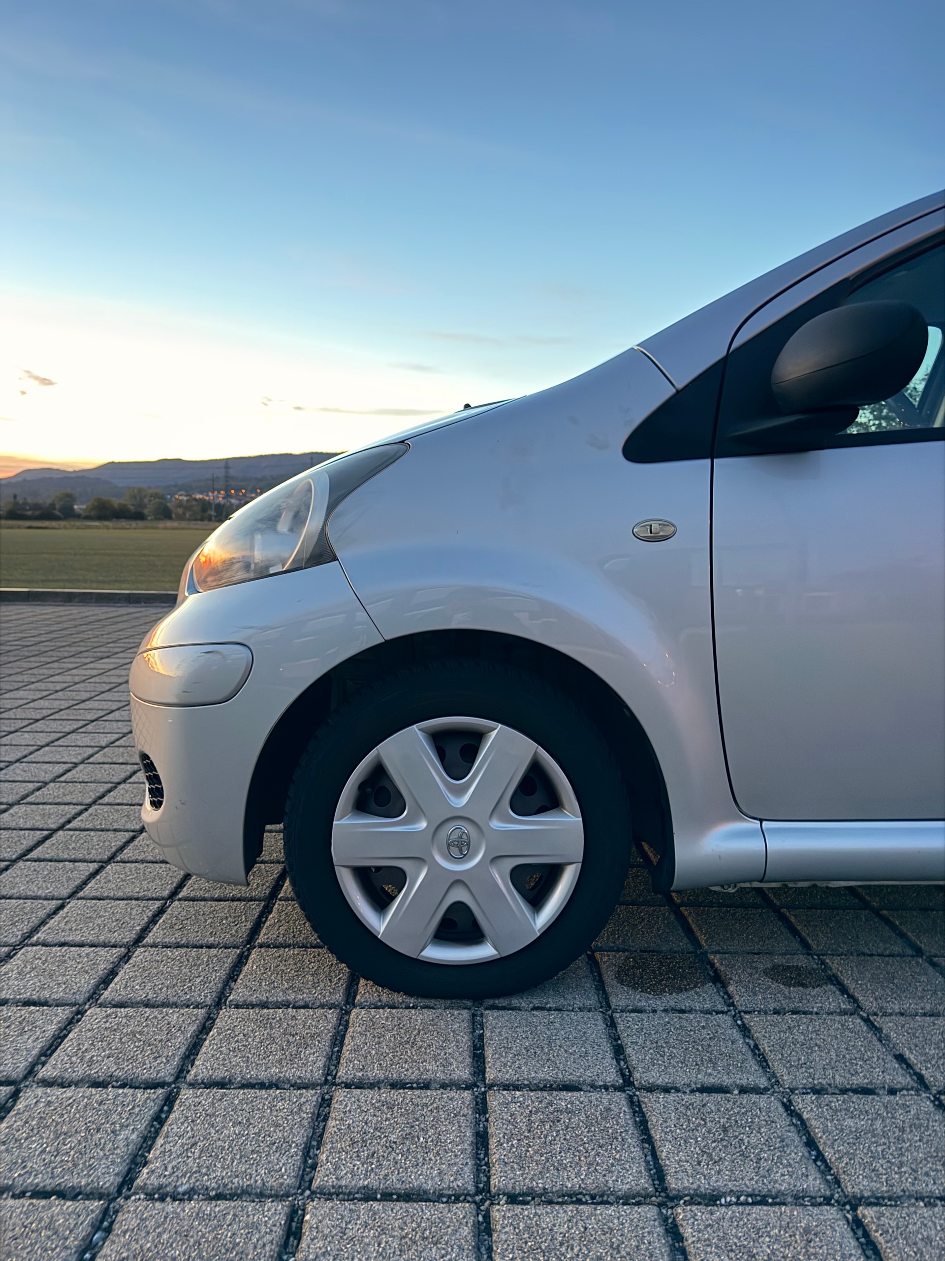 TOYOTA Aygo 1.0 Linea Terra-image-15