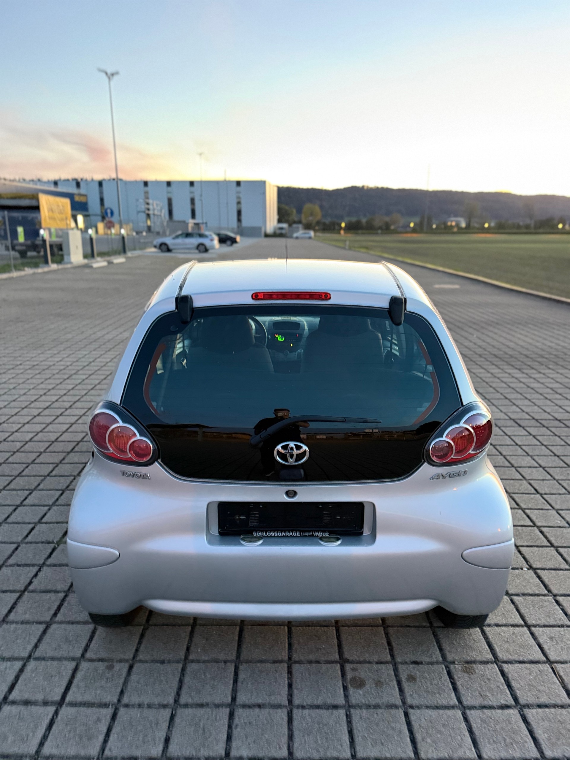 TOYOTA Aygo 1.0 Linea Terra-image-10