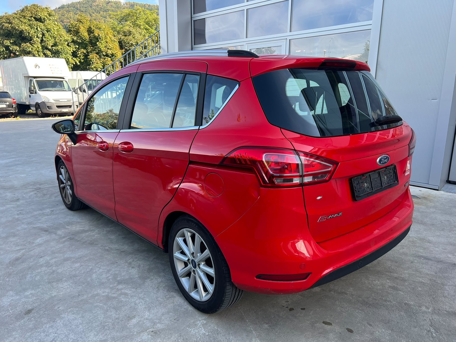 FORD B-Max 1.0 SCTi Titanium-image-3
