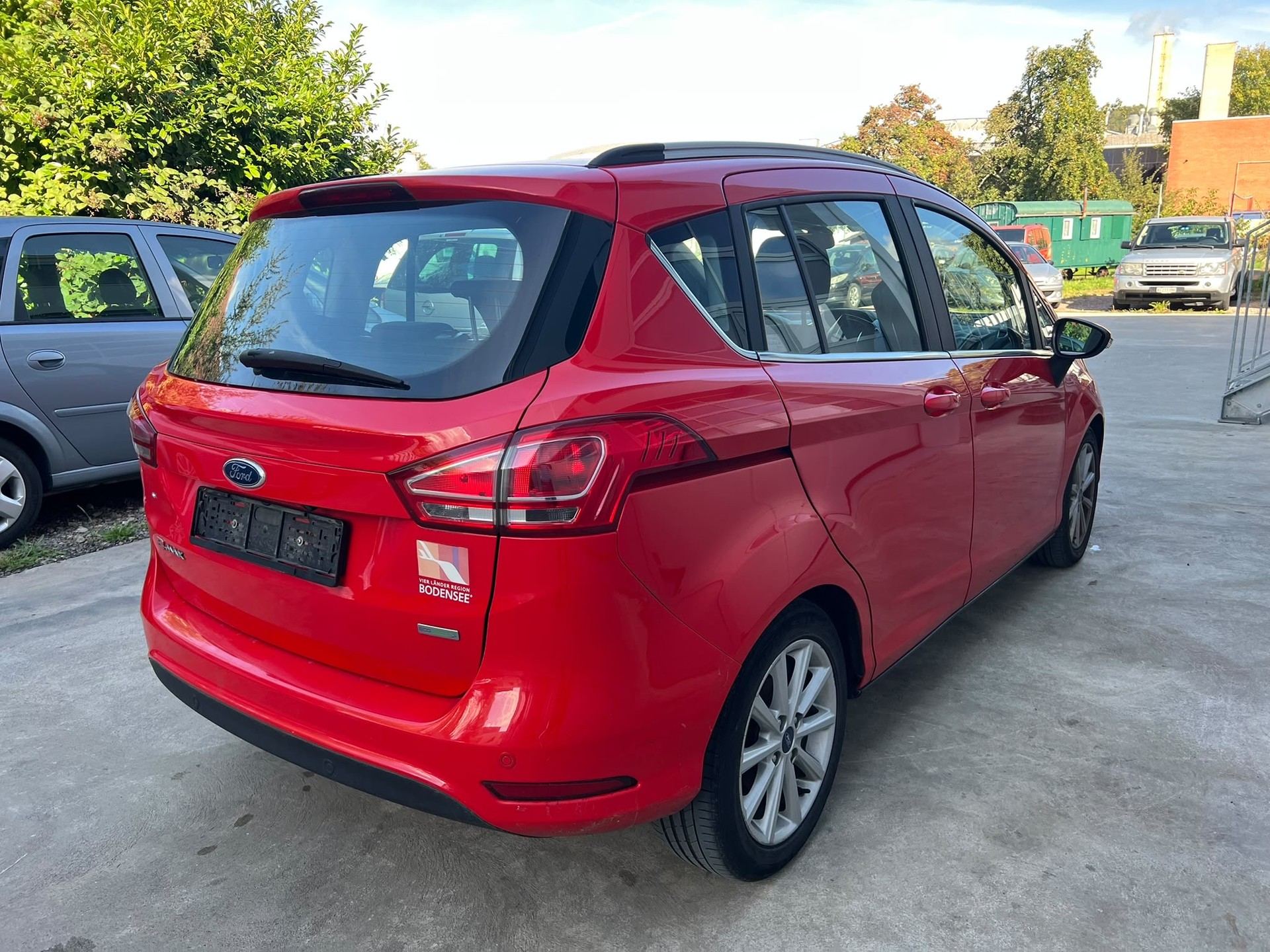 FORD B-Max 1.0 SCTi Titanium-image-4