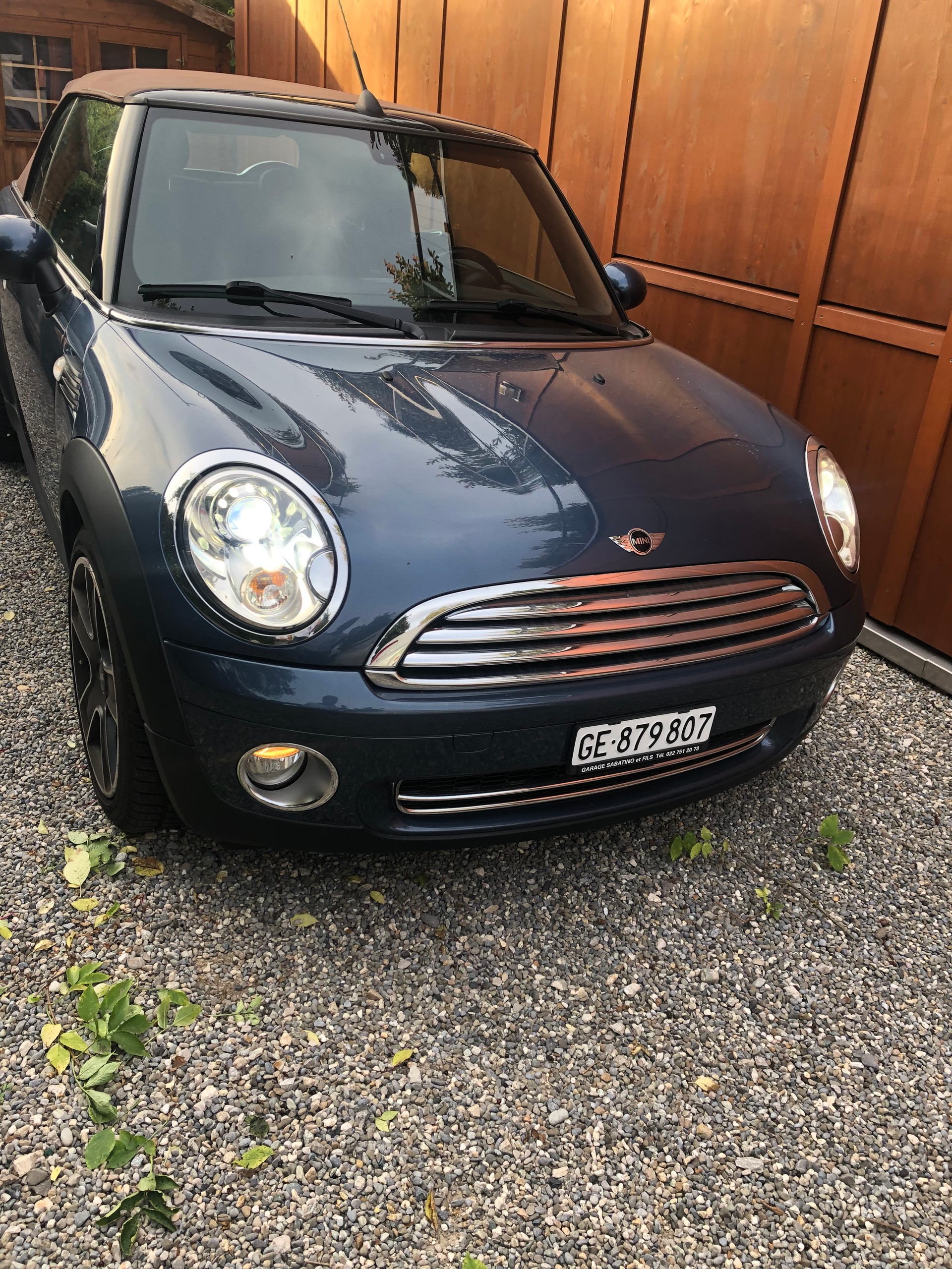 MINI CABRIO-image-3