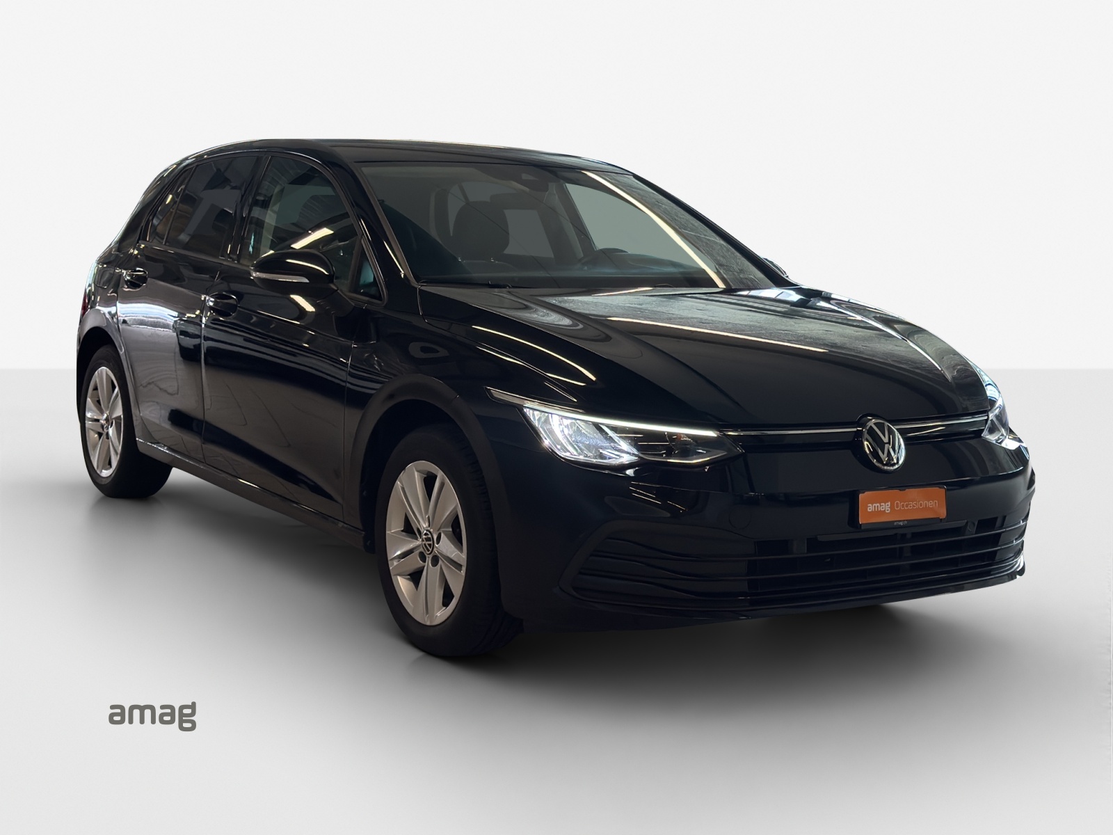 VW Golf 1.0 TSI Life-image-5
