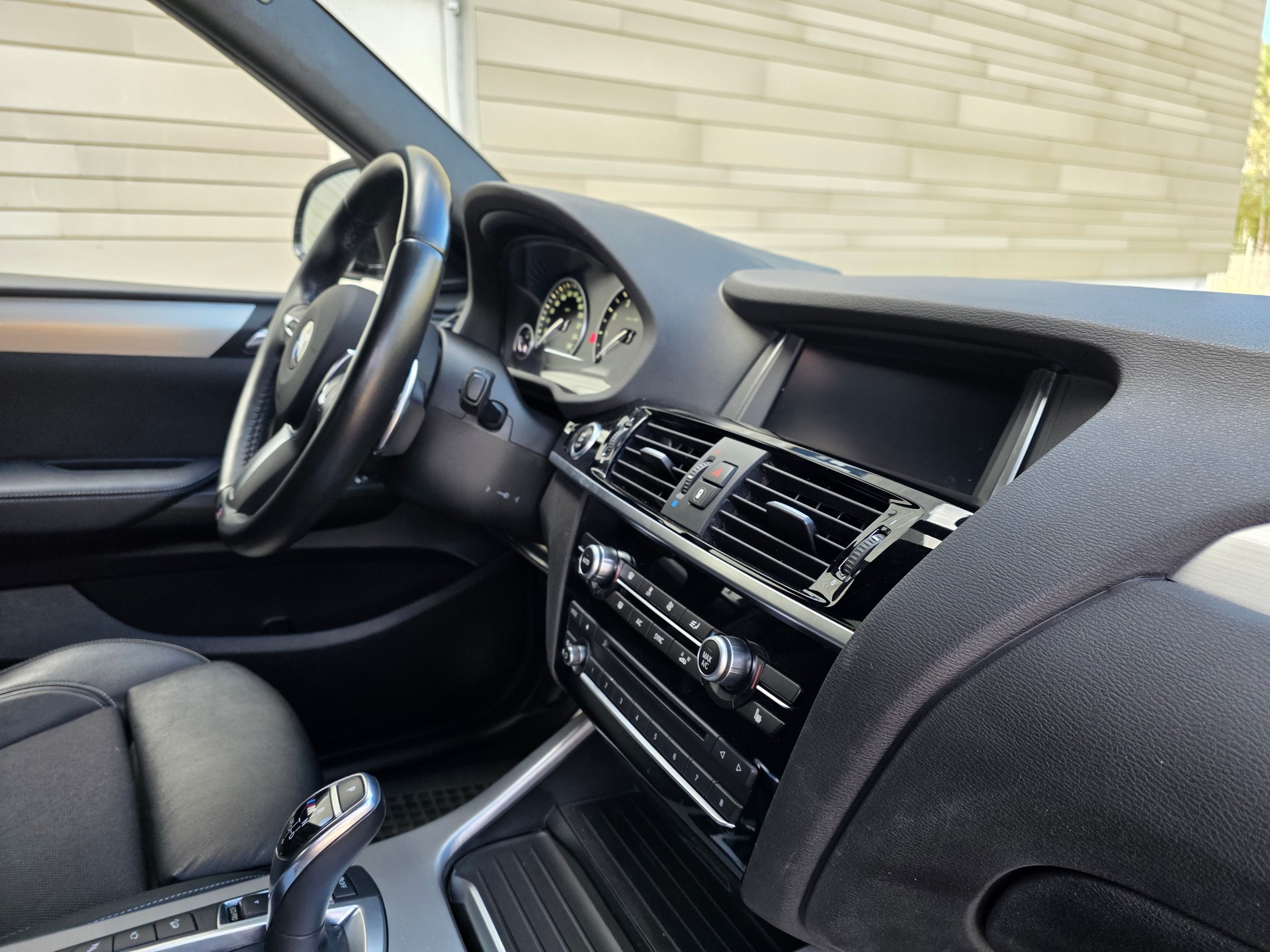BMW X4 M 40i Steptronic-image-25
