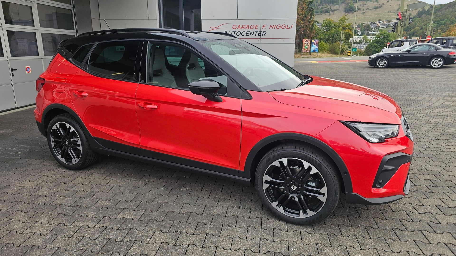 SEAT Arona 1.5 Eco TSI FR DSG-image-2