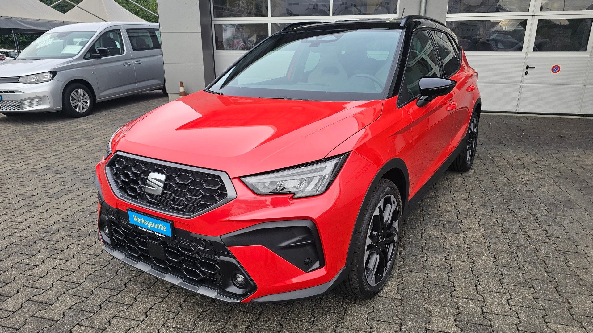 SEAT Arona 1.5 Eco TSI FR DSG-image-17