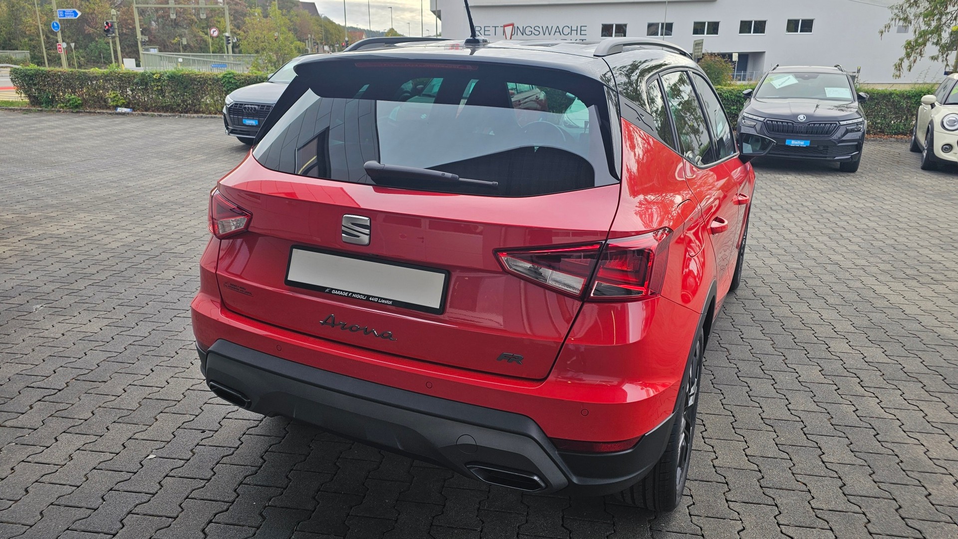 SEAT Arona 1.5 Eco TSI FR DSG-image-8