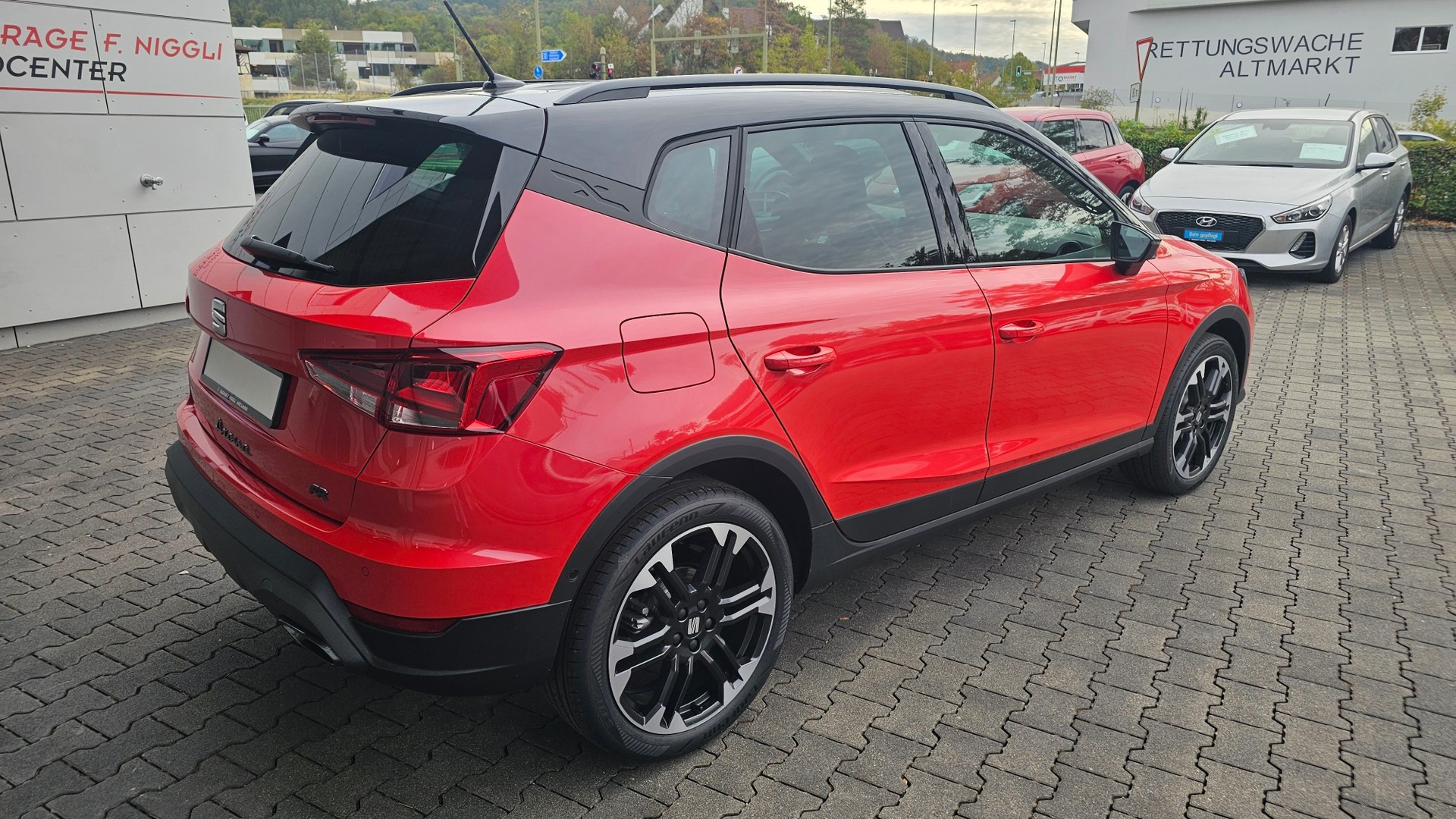 SEAT Arona 1.5 Eco TSI FR DSG-image-6