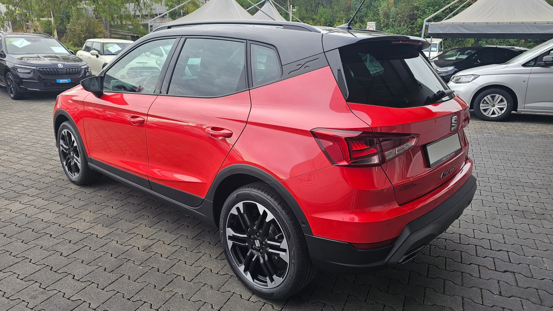 SEAT Arona 1.5 Eco TSI FR DSG-image-11