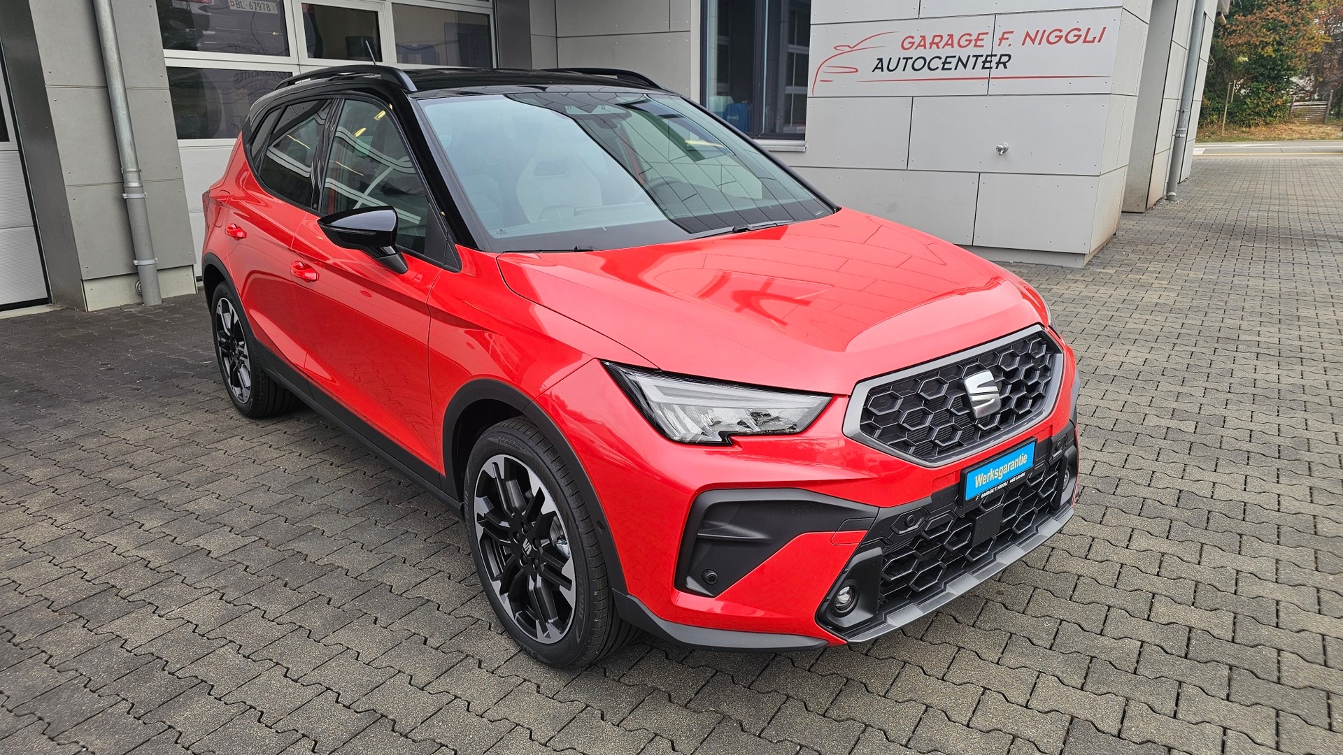 SEAT Arona 1.5 Eco TSI FR DSG-image-0