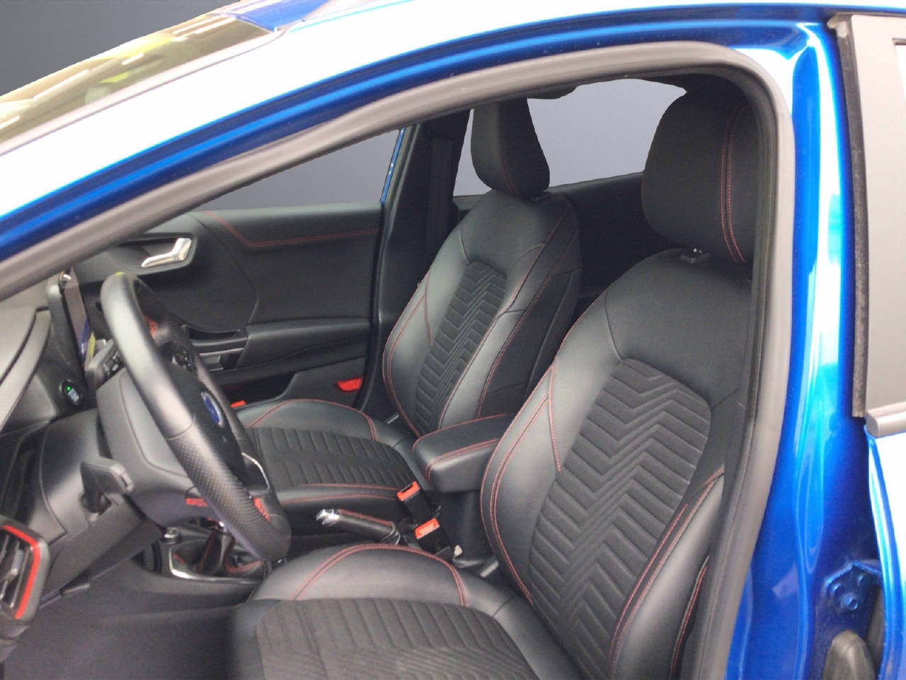 FORD Puma 1.0 mHEV 155 PS ST-Line X-image-4