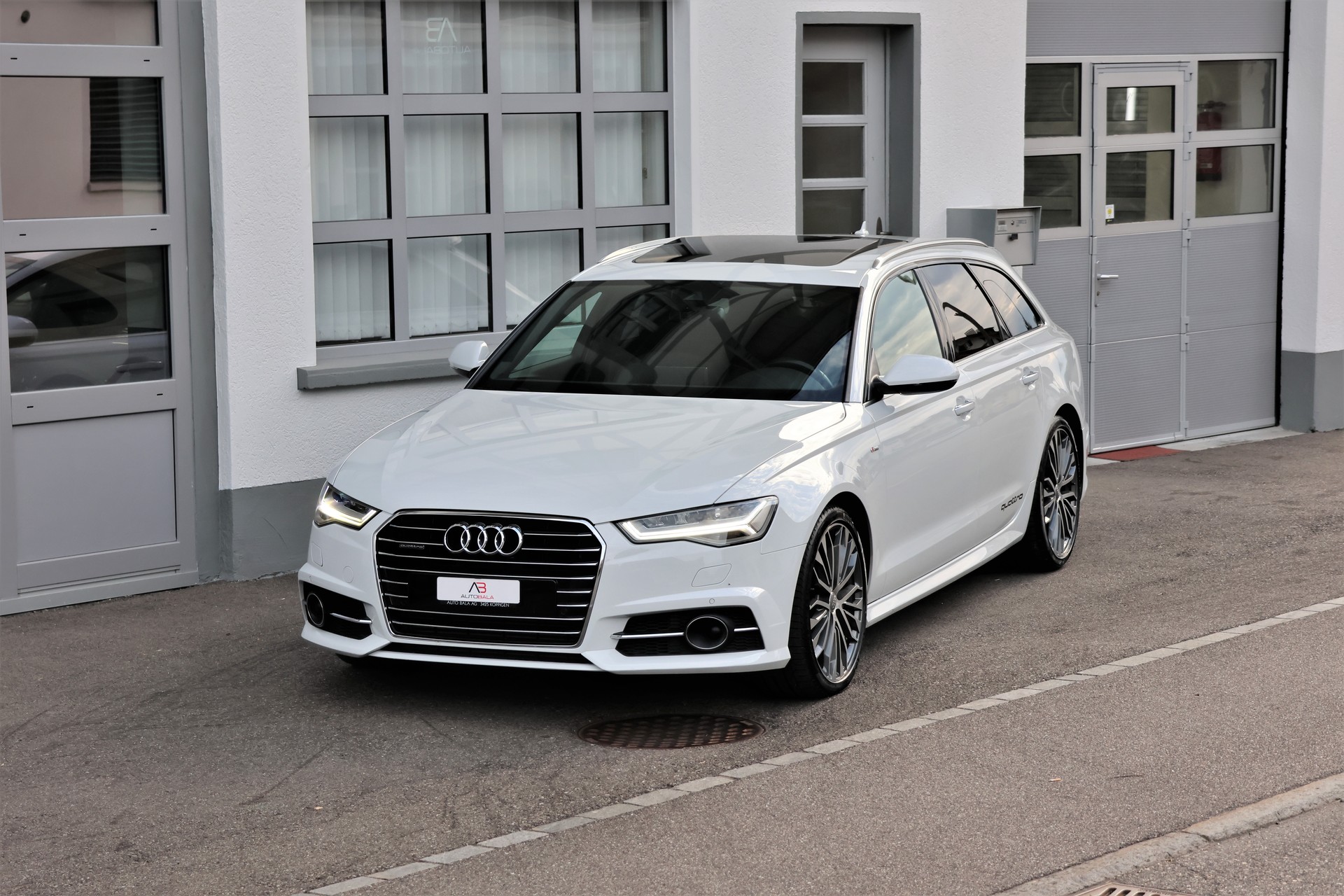 AUDI A6 Avant 3.0 BiTDI V6 quattro tiptronic S-Line *Facelift*