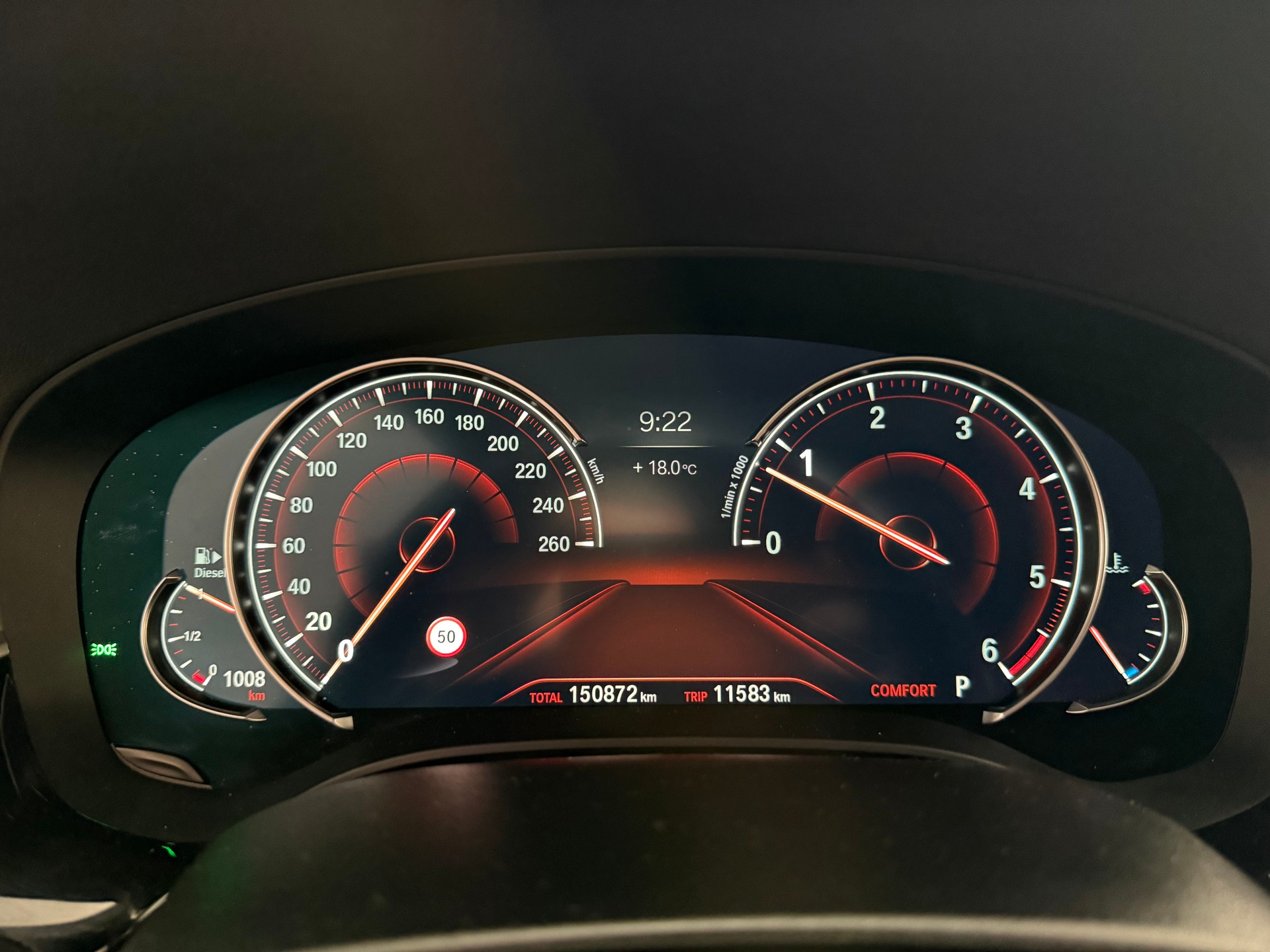 BMW 530d xDrive-image-14