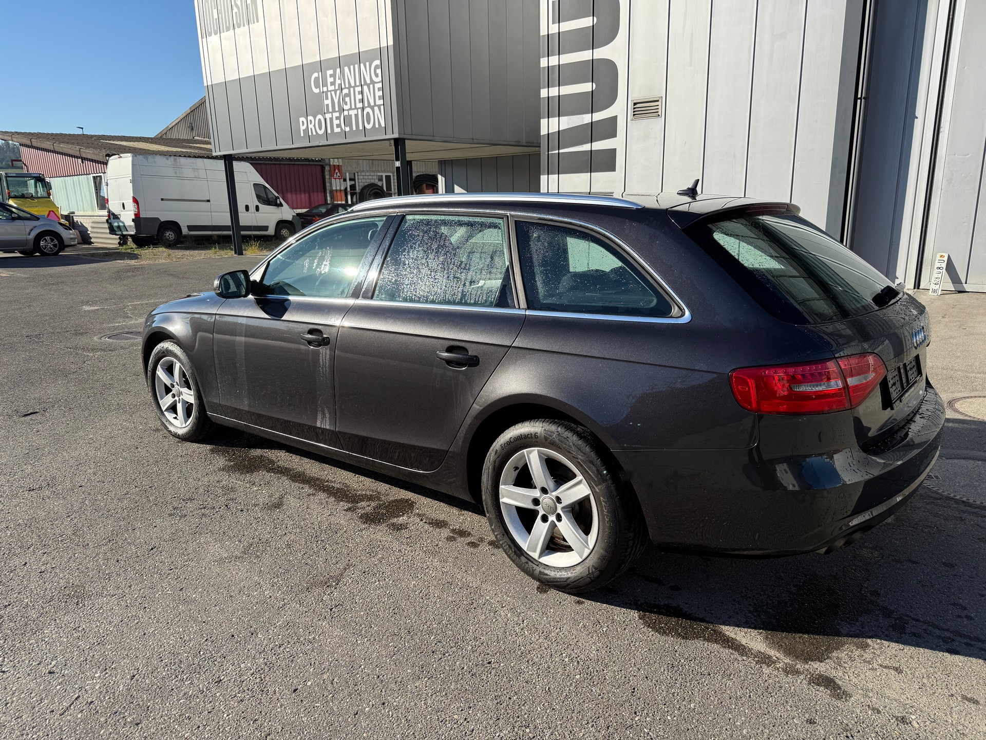 AUDI A4 Avant 2.0 TDI multitronic-image-3