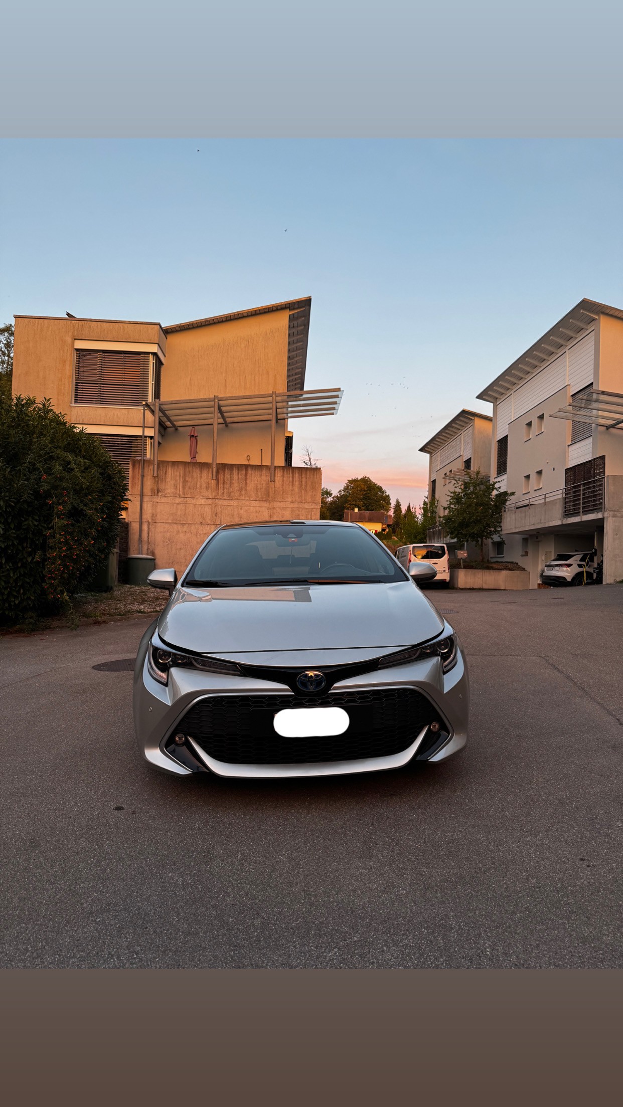 TOYOTA 2.0 HSD Premium-image-0
