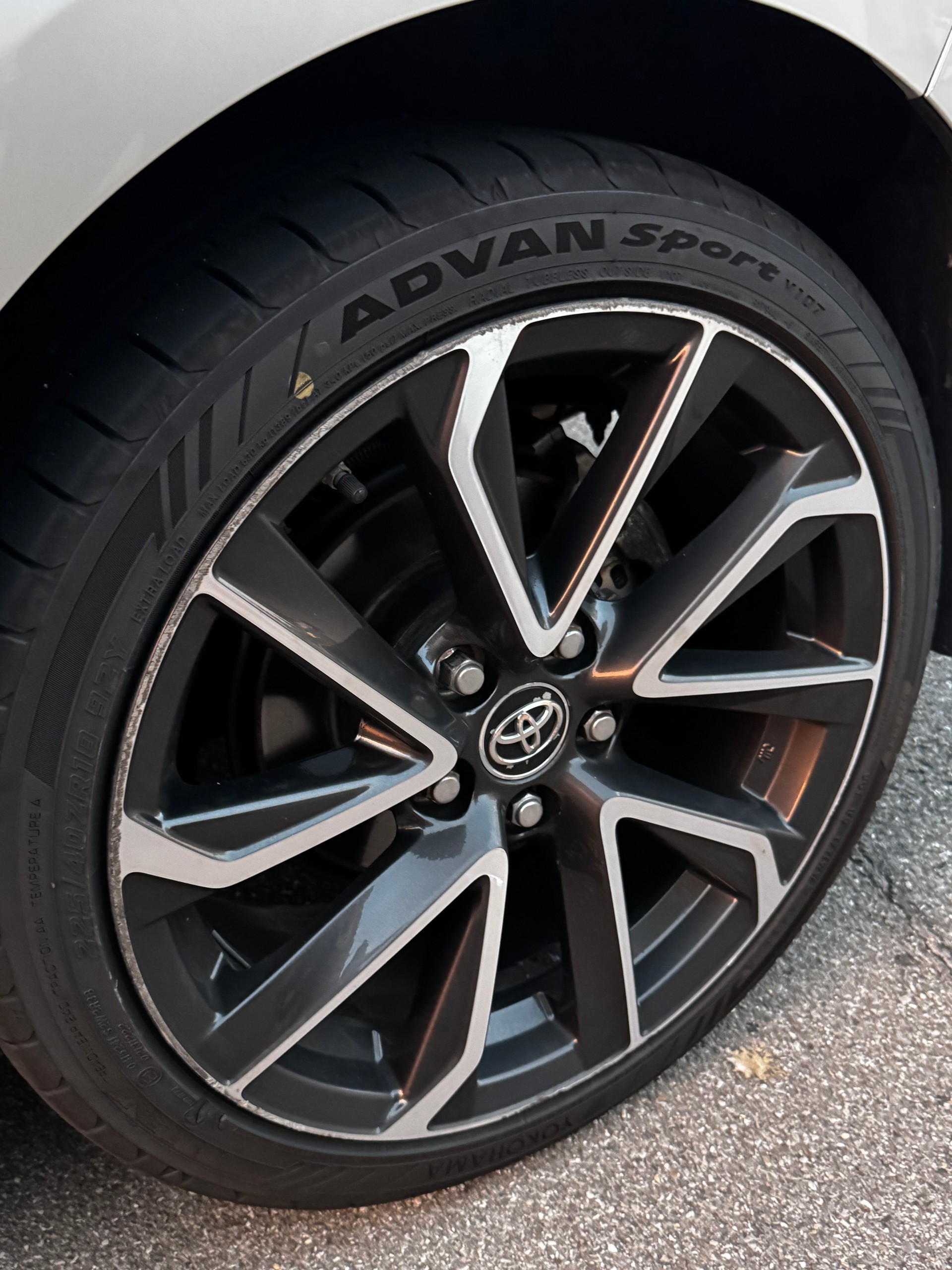 TOYOTA 2.0 HSD Premium-image-4