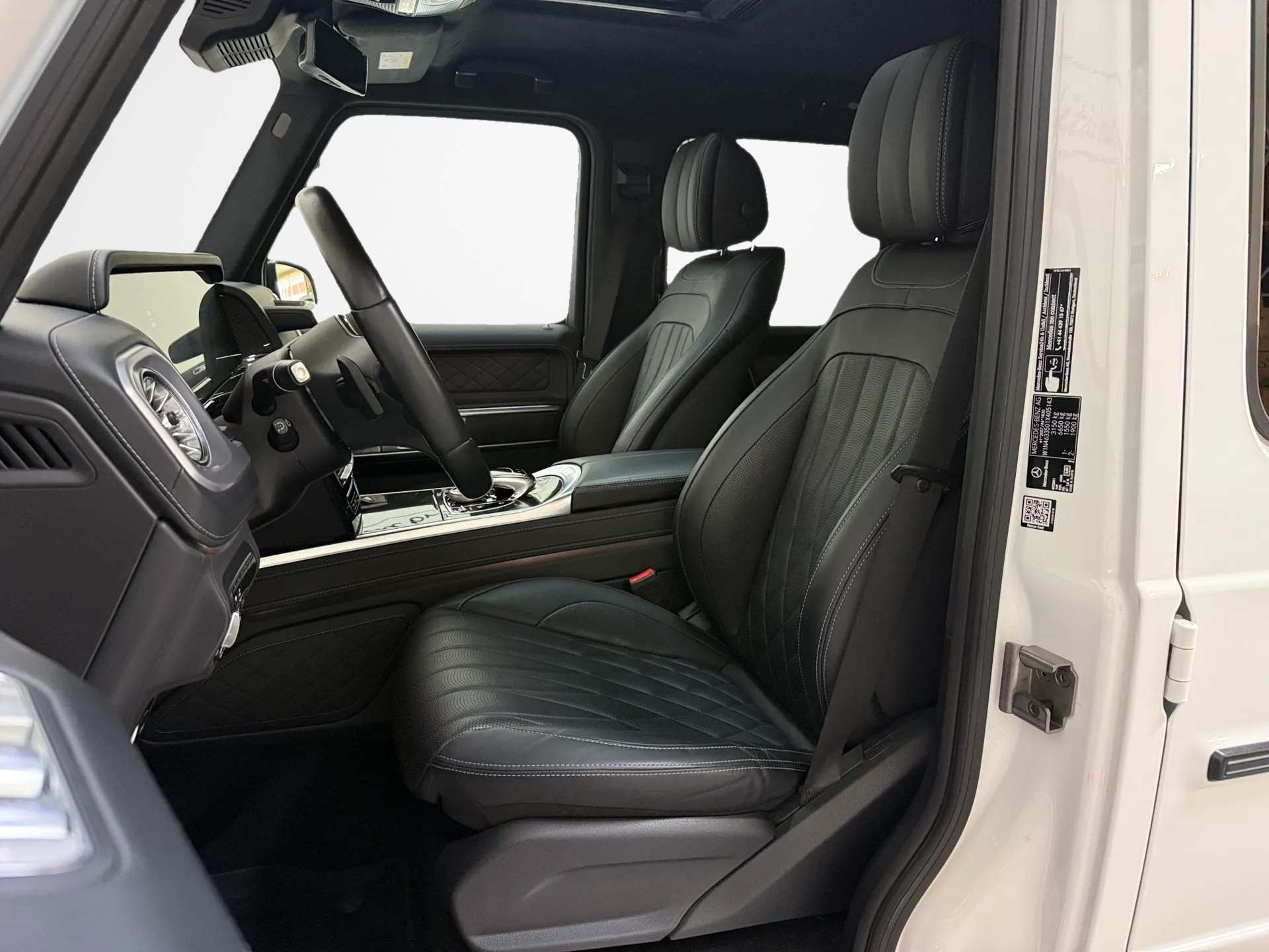 MERCEDES-BENZ G 400 d AMG Line 9G-Tronic-image-13