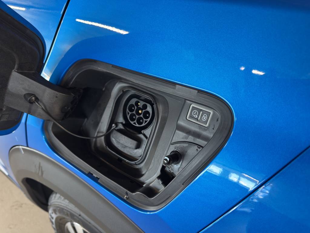 PEUGEOT 2008 e Allure Pack-image-12