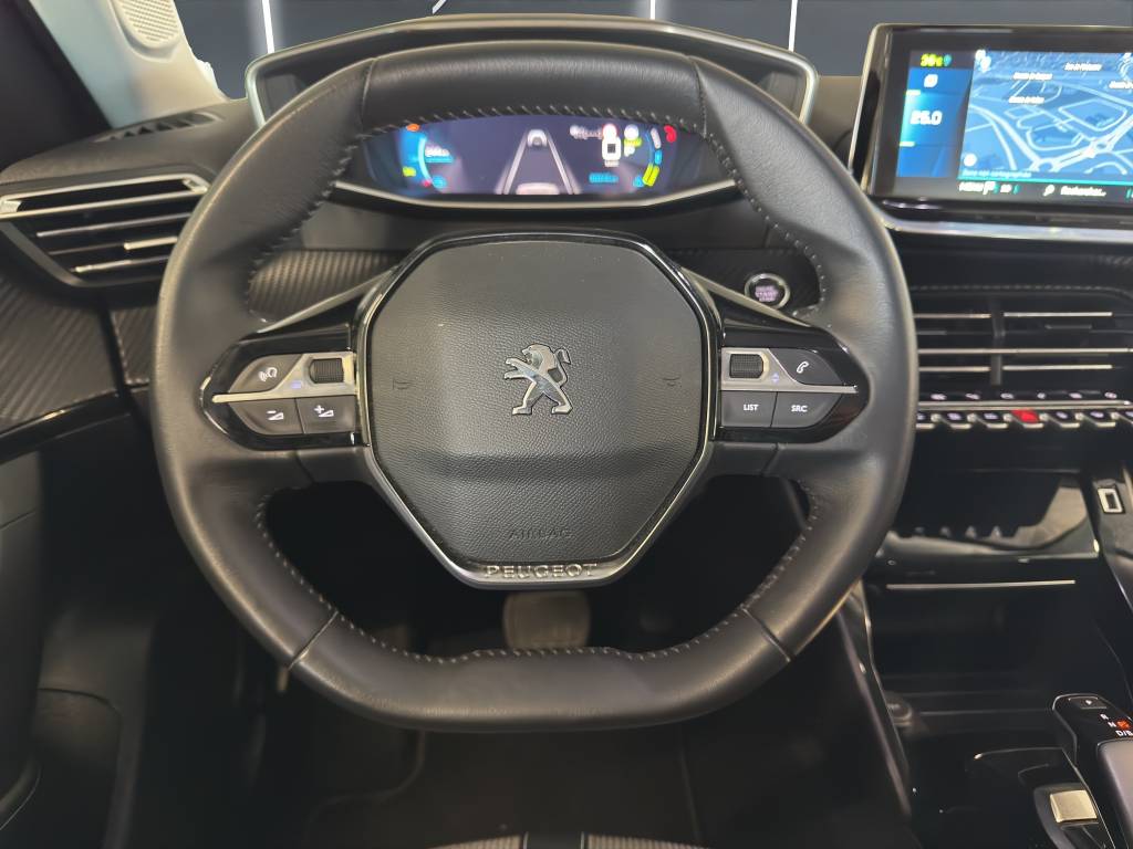 PEUGEOT 2008 e Allure Pack-image-14