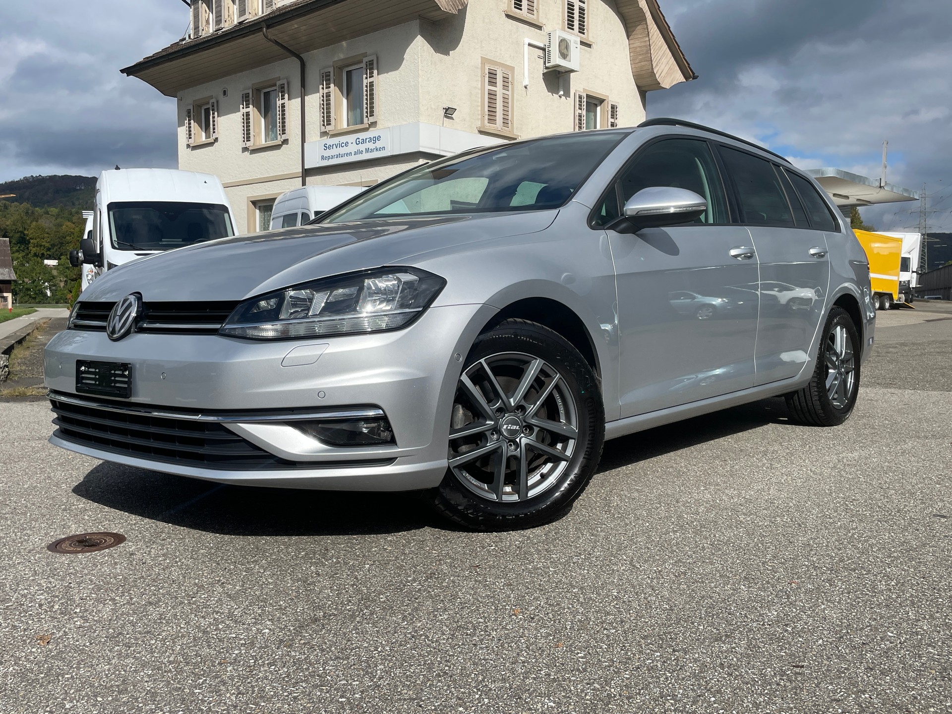 VW Golf Variant 1.4 TSI Comfortline DSG-showroom-element-2