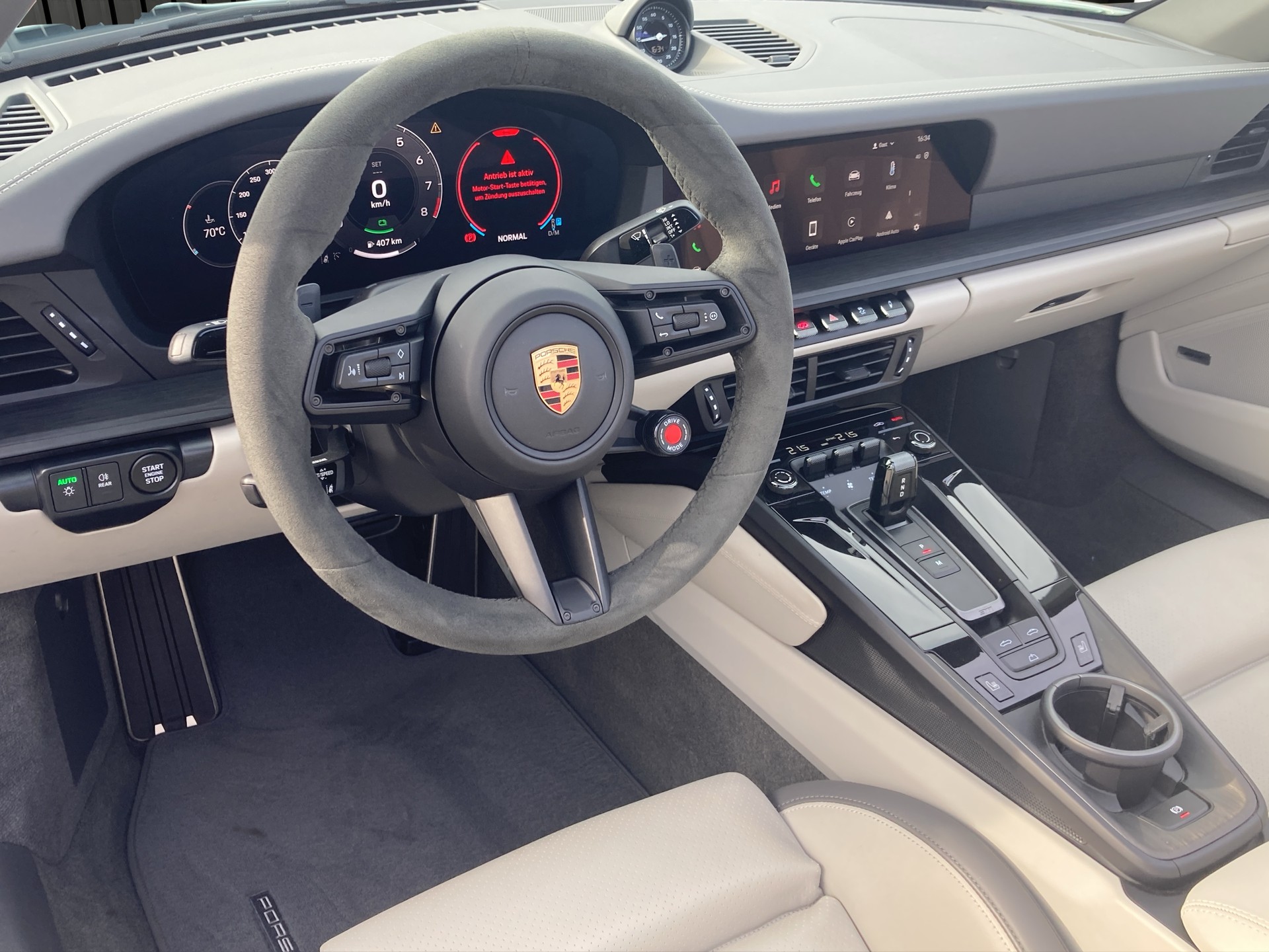 PORSCHE 911 Cabriolet-image-11