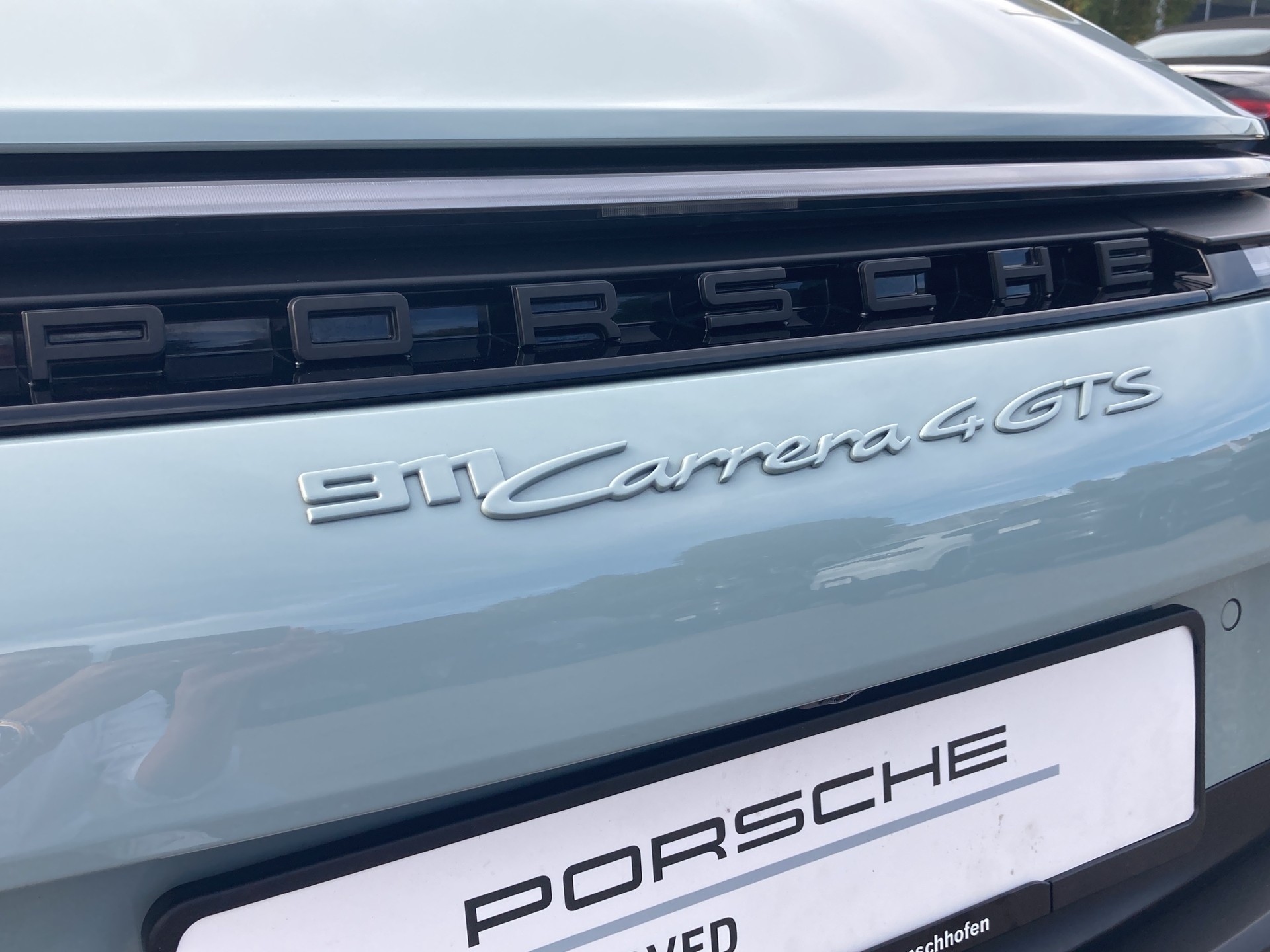 PORSCHE 911 Cabriolet-image-21
