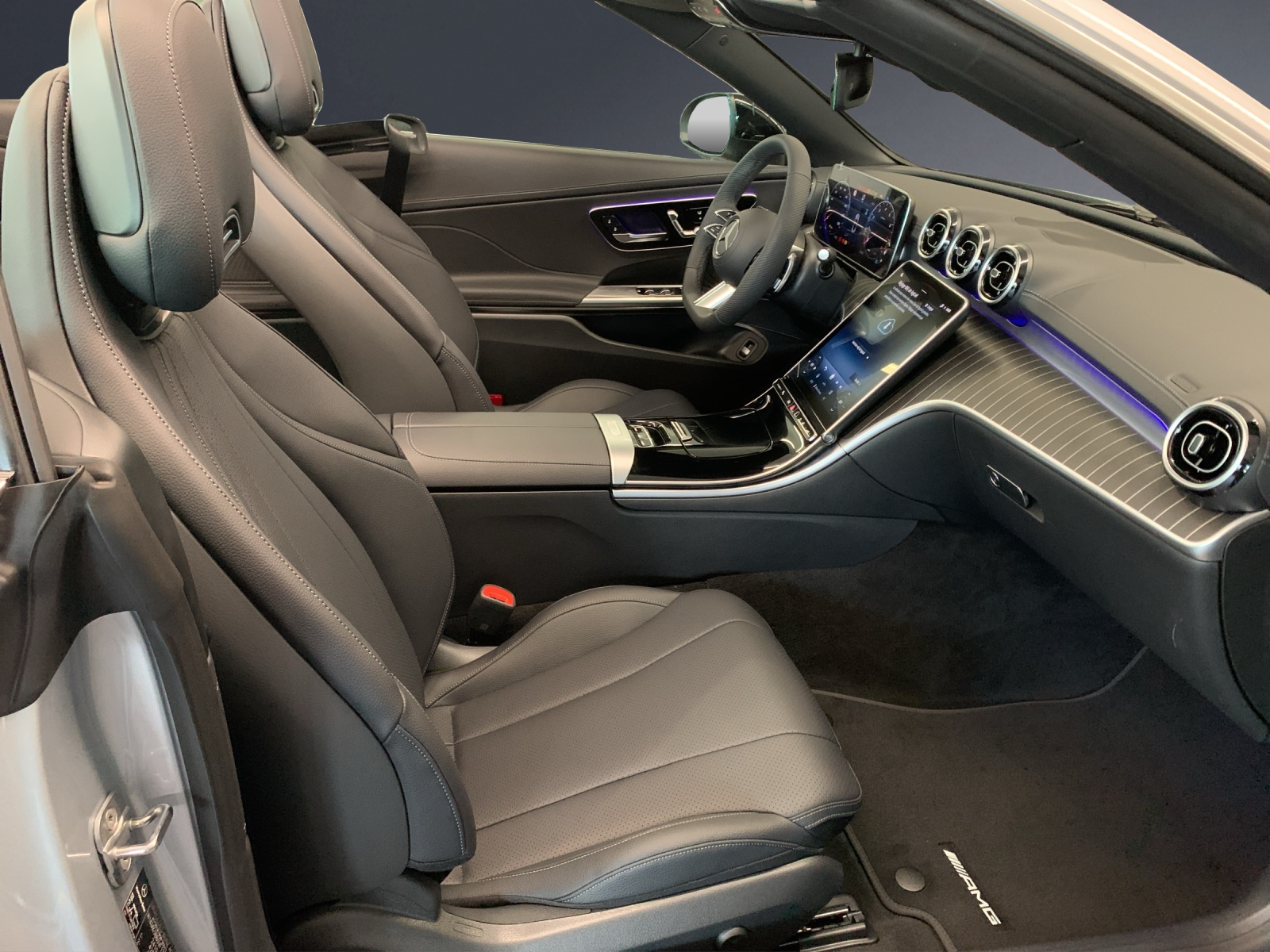 MERCEDES-BENZ CLE 200 Cabrio 4M-image-6
