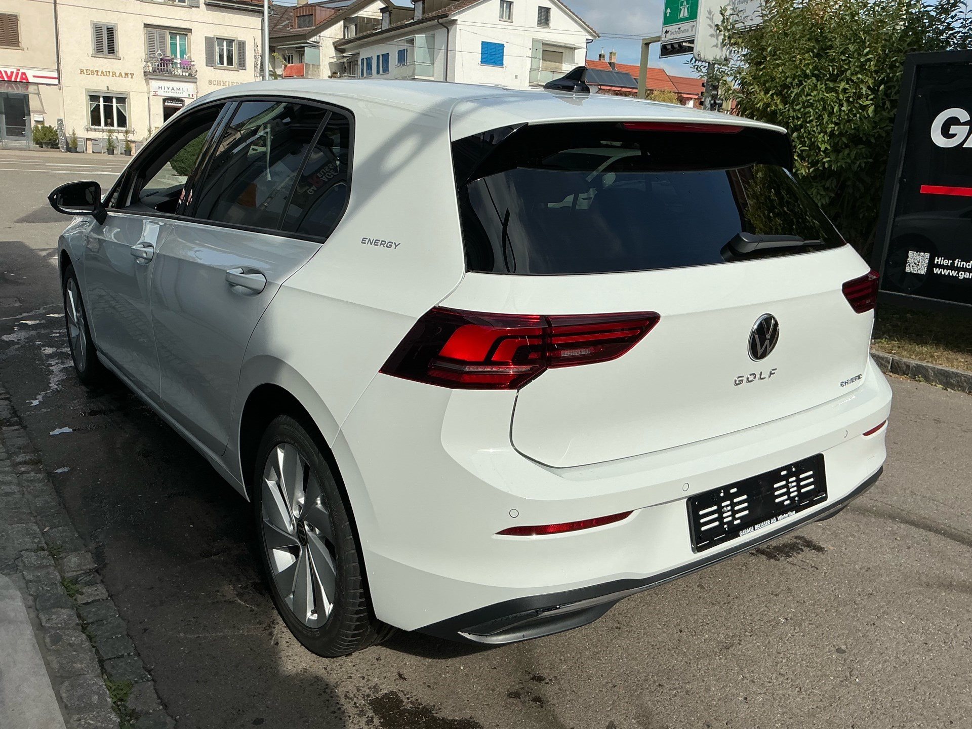 VW Golf 1.5 TSI eHYBRID 204 PS ENERGY *** ANHÄNGERKUPPLUNG & SIDE ASSIST ***-image-5