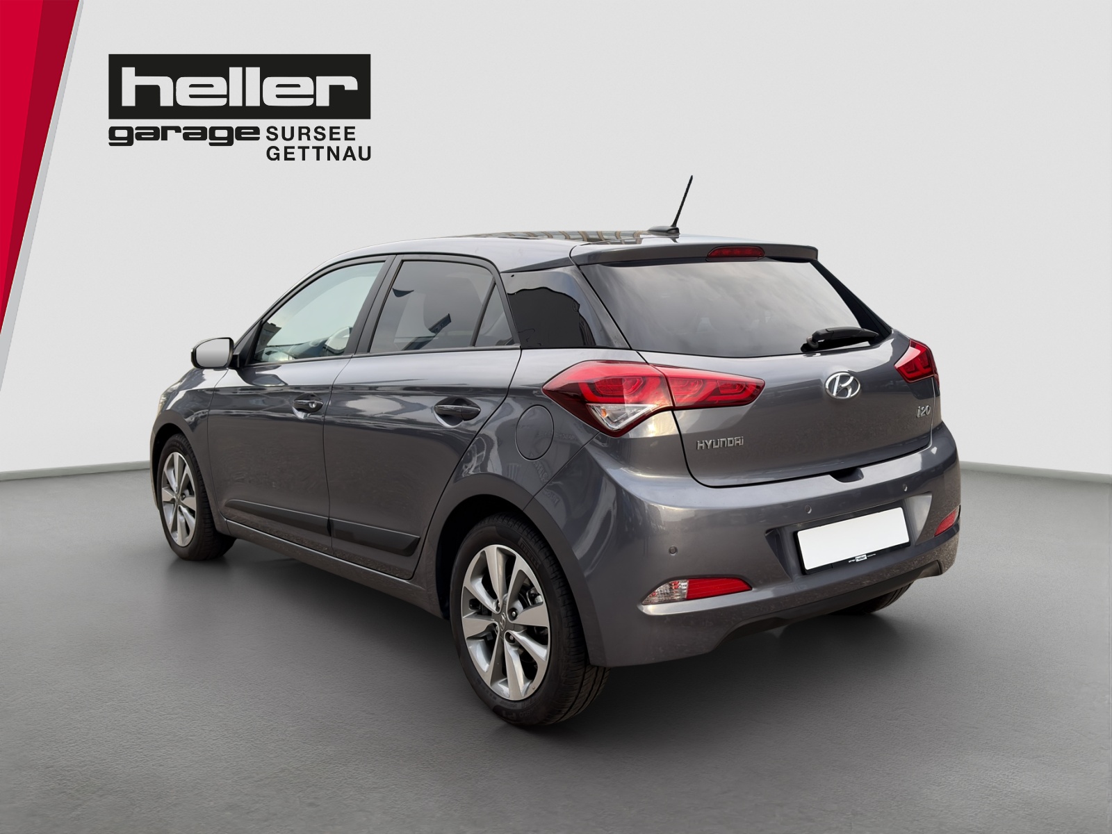HYUNDAI i20 1.4 Launch Plus-image-2