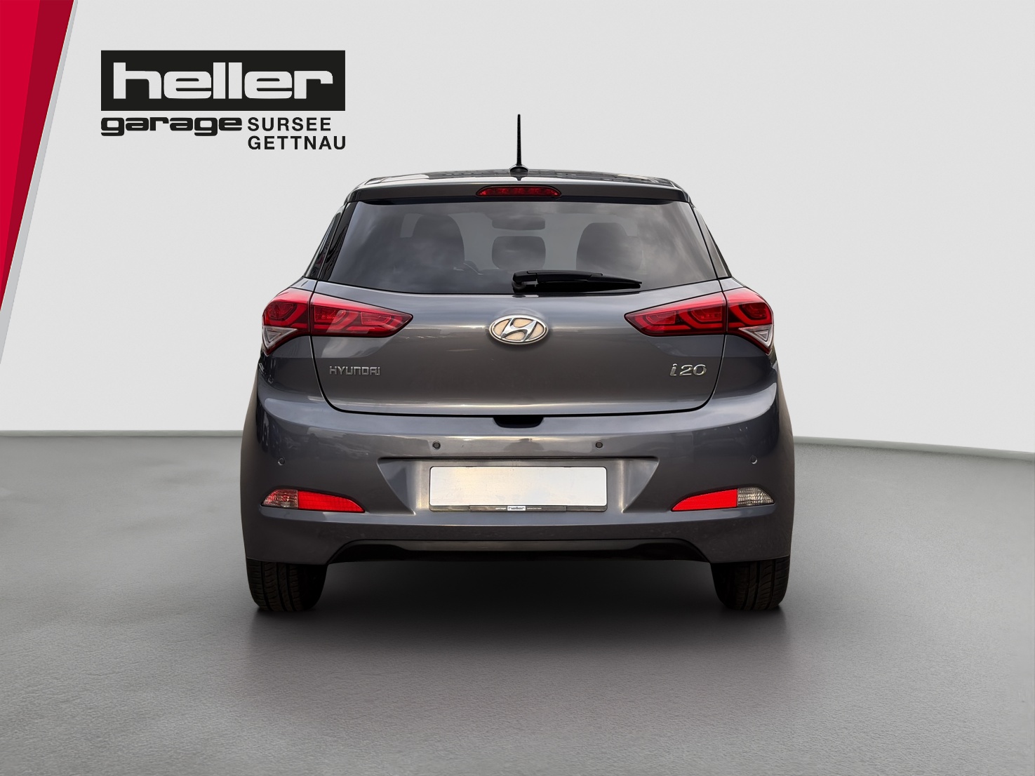 HYUNDAI i20 1.4 Launch Plus-image-3