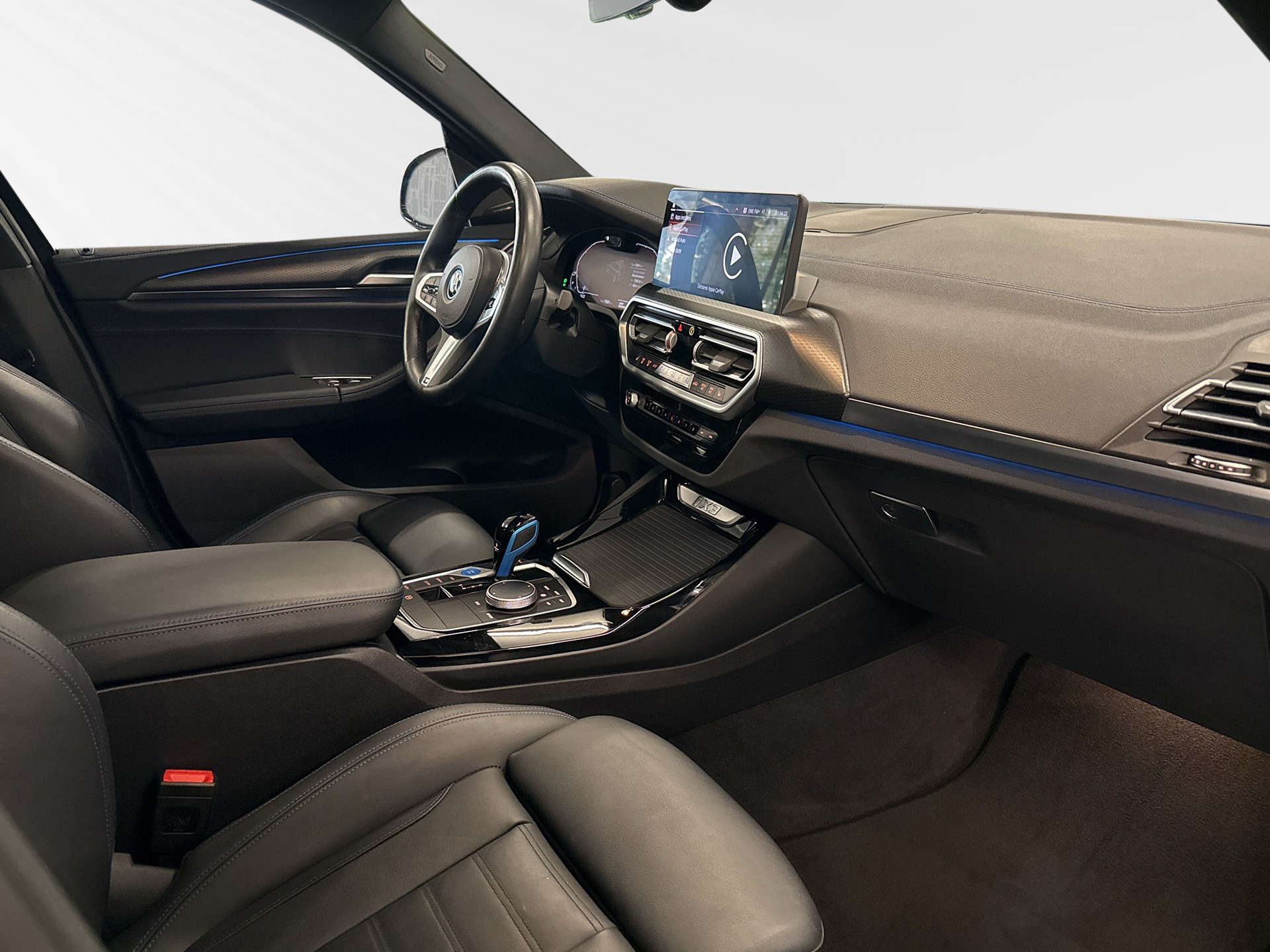 BMW iX3 Impressive-image-4